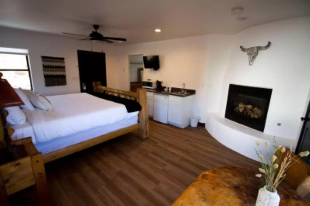 King Studio in Creekside Lodge and Cabins