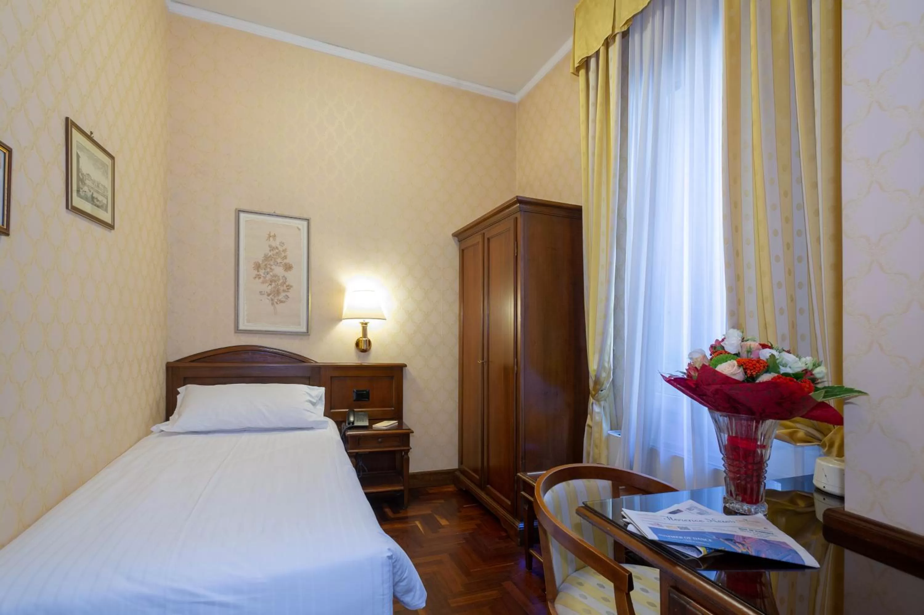 Single Room in Hotel Boccaccio