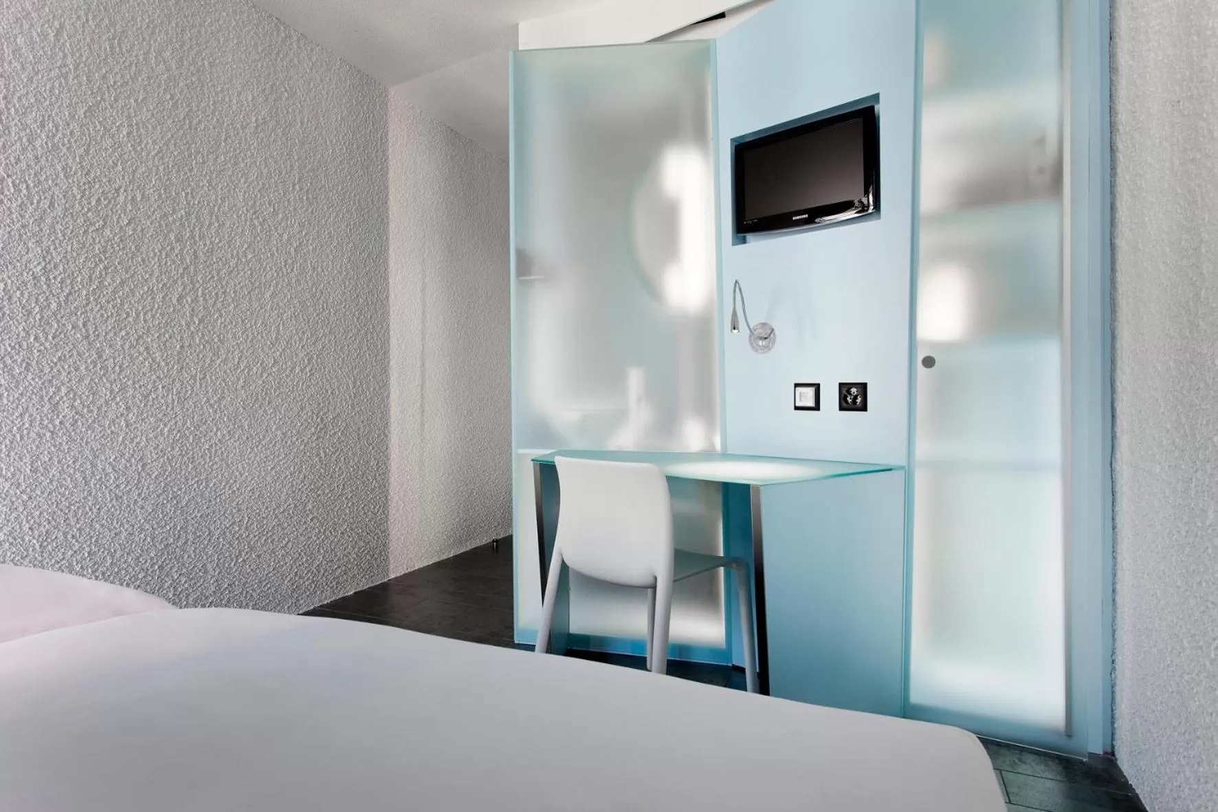 Single Room in Hotel Cristal Design