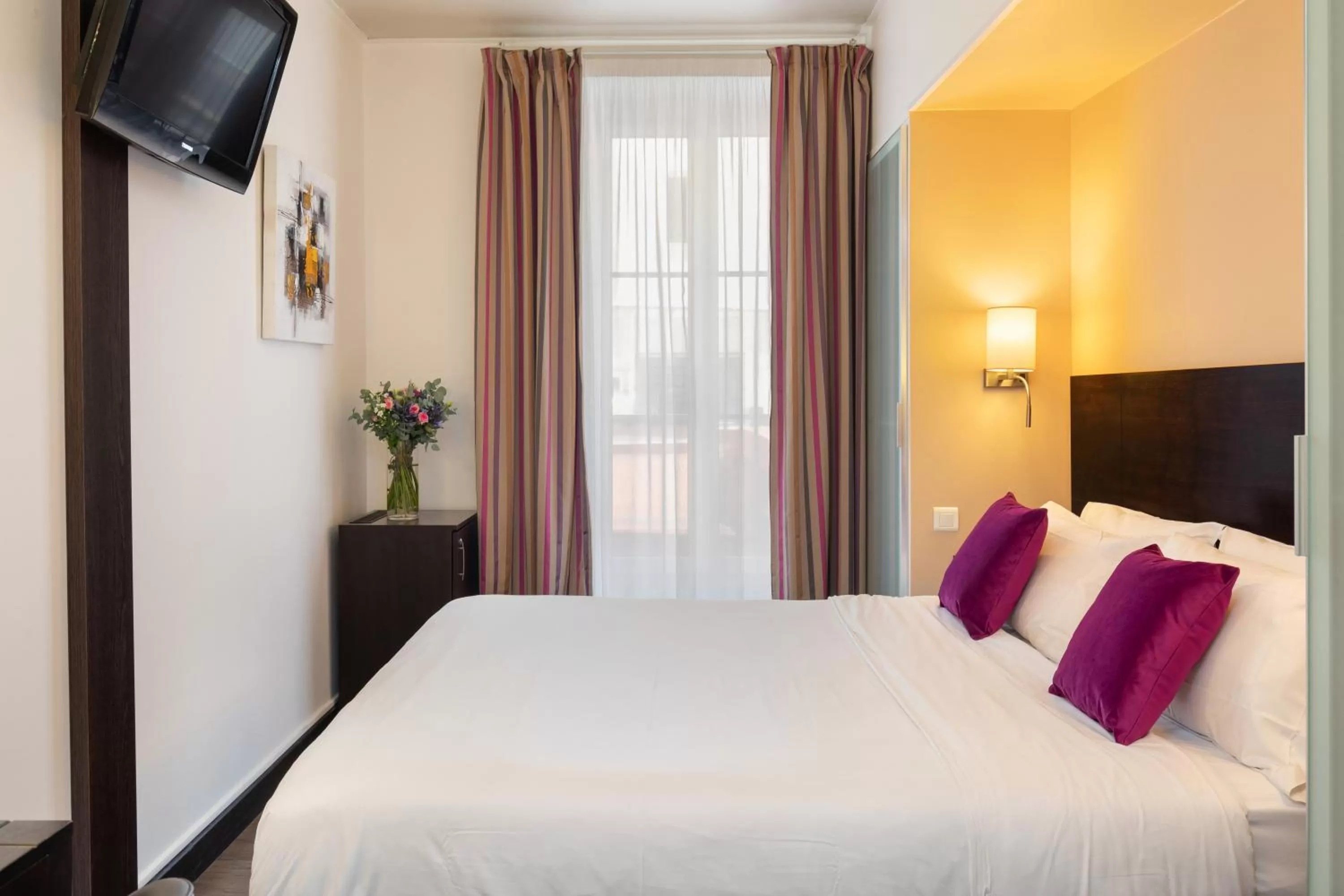 Double Room in Hotel Florence Nice