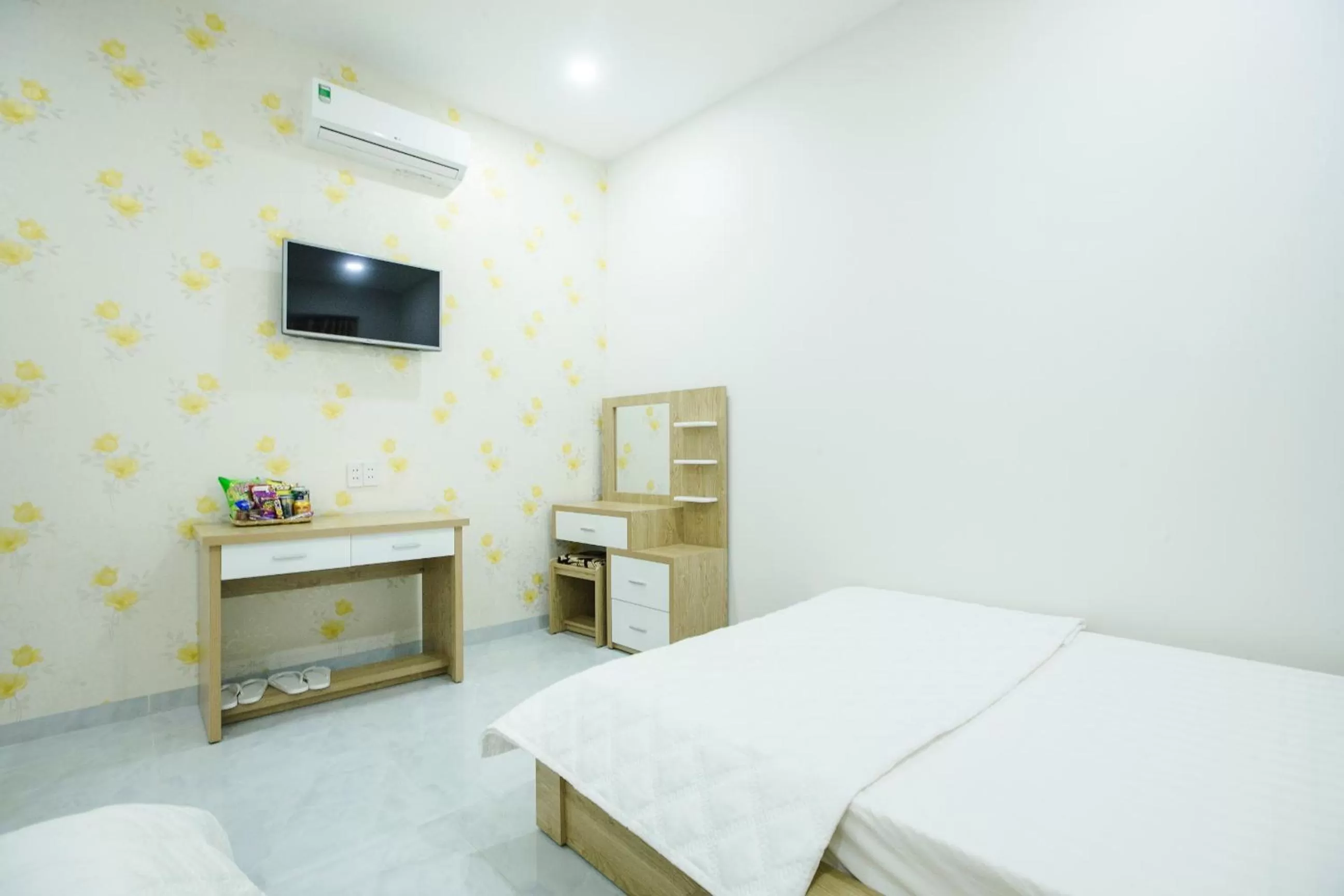 Comfort Quadruple Room in Lys Hotel