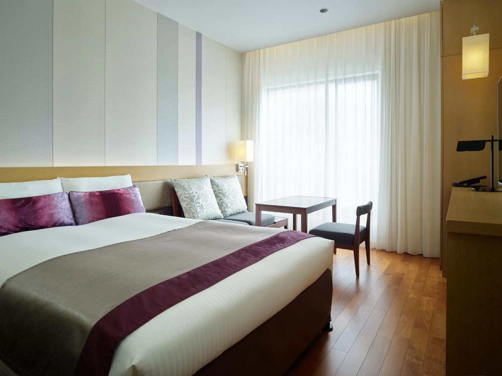 Comfort Double Room with No View - single occupancy - Non-Smoking in Mitsui Garden Hotel Osaka Premier