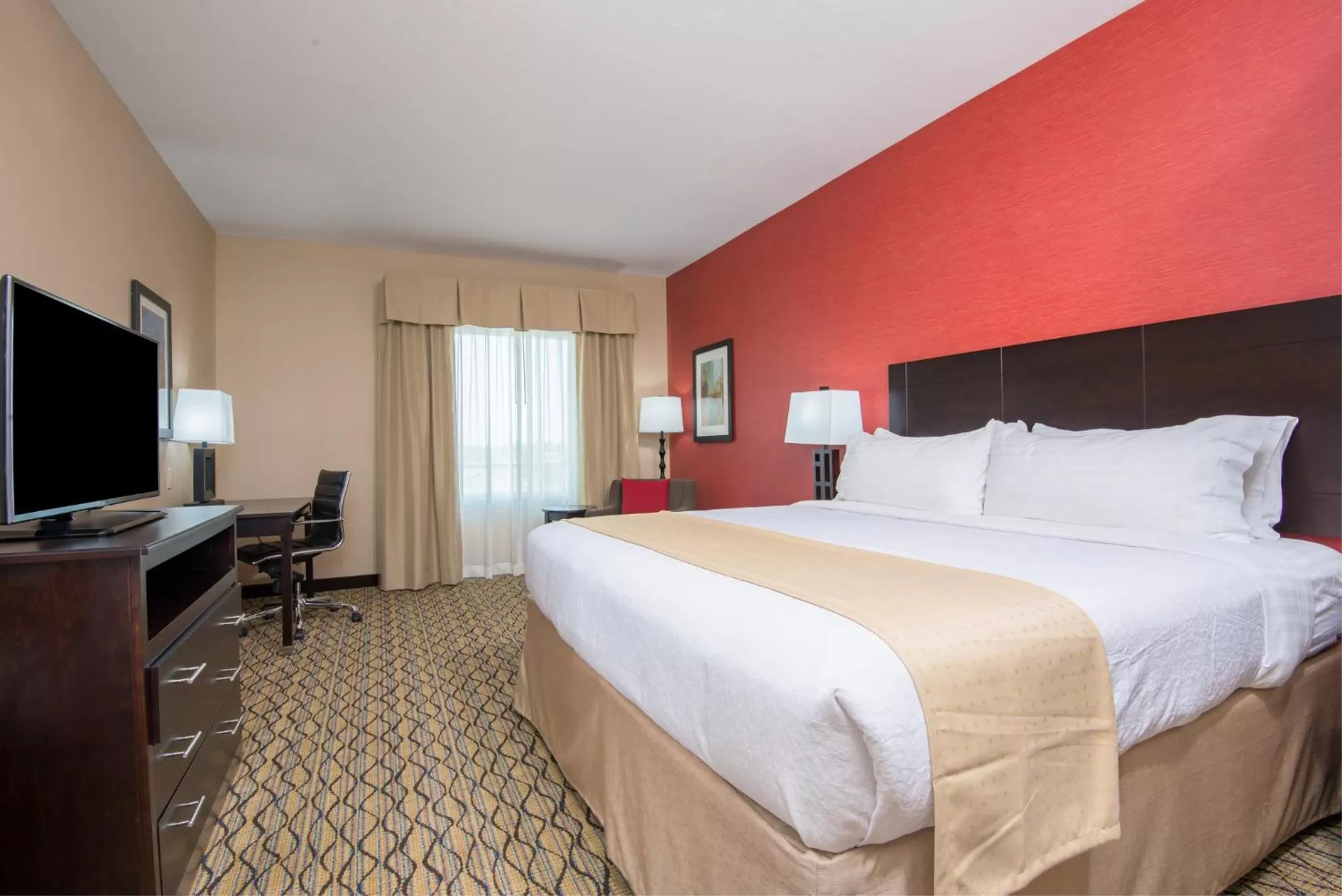 Standard King Room in Holiday Inn Salina by IHG
