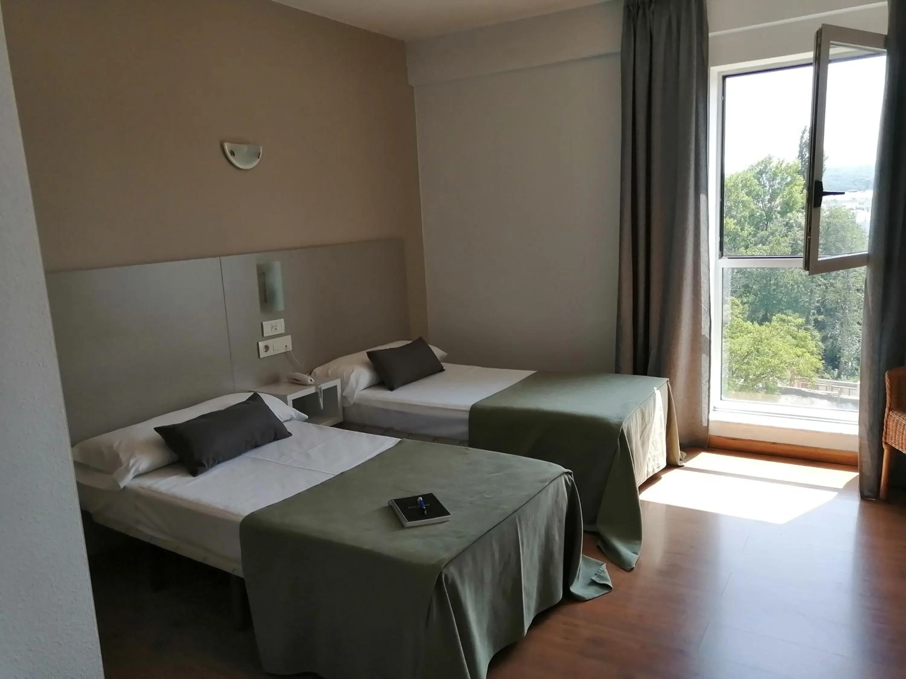 Double or Twin Room in Duerming Villa De Sarria Hotel