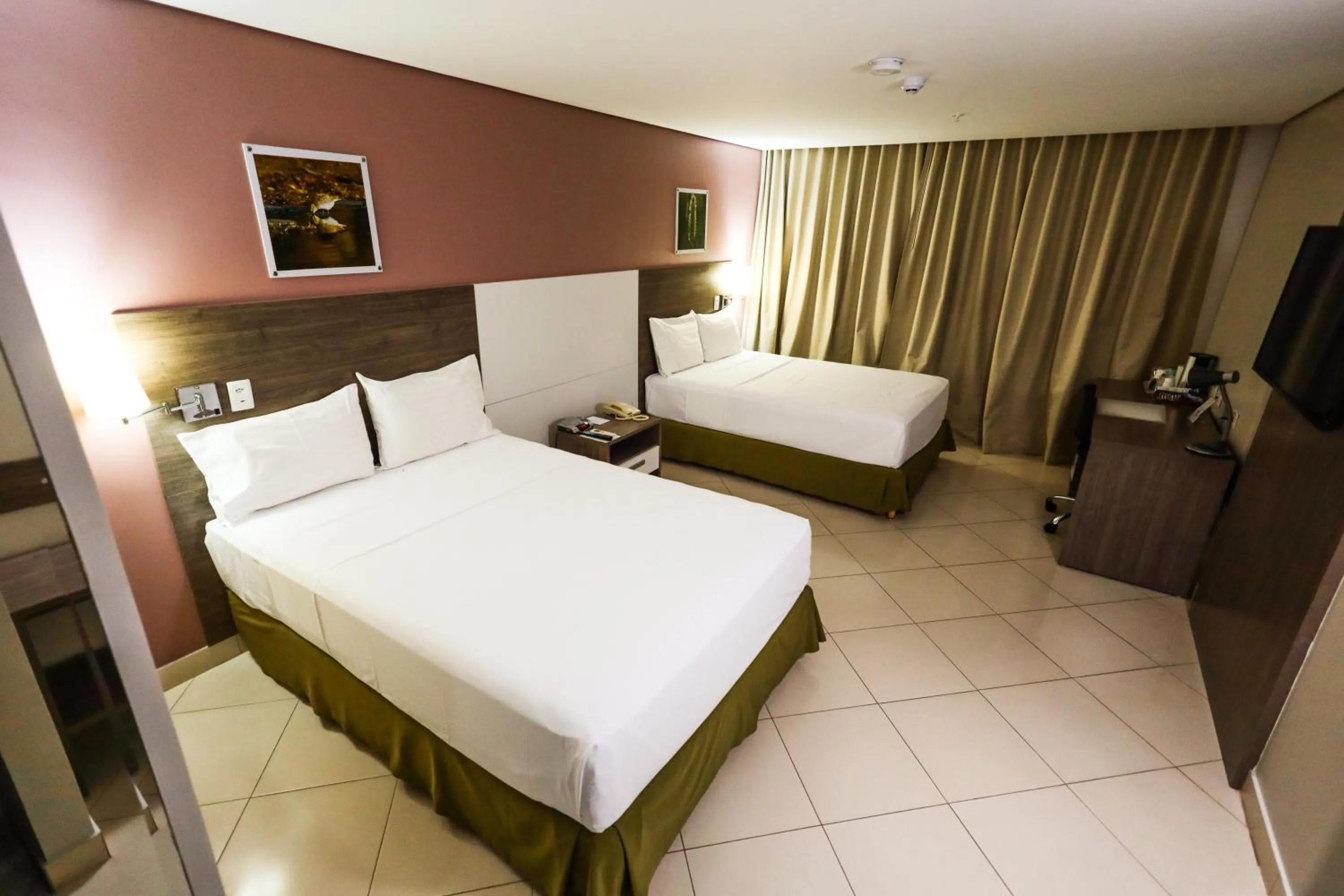 Superior Double Room with Two Double Beds - single occupancy in Hotel Inter Cuiaba