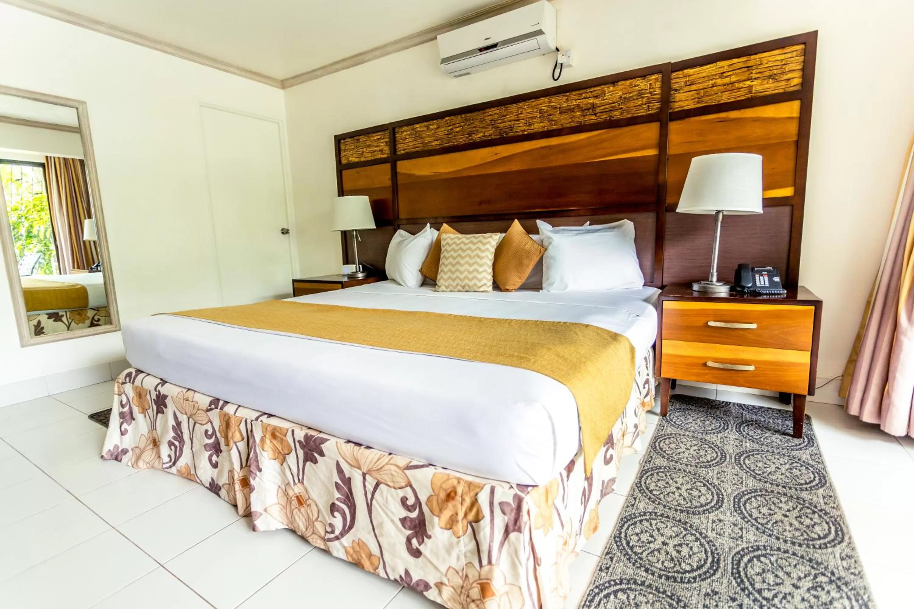 Studio with Terrace in Pirate's Inn