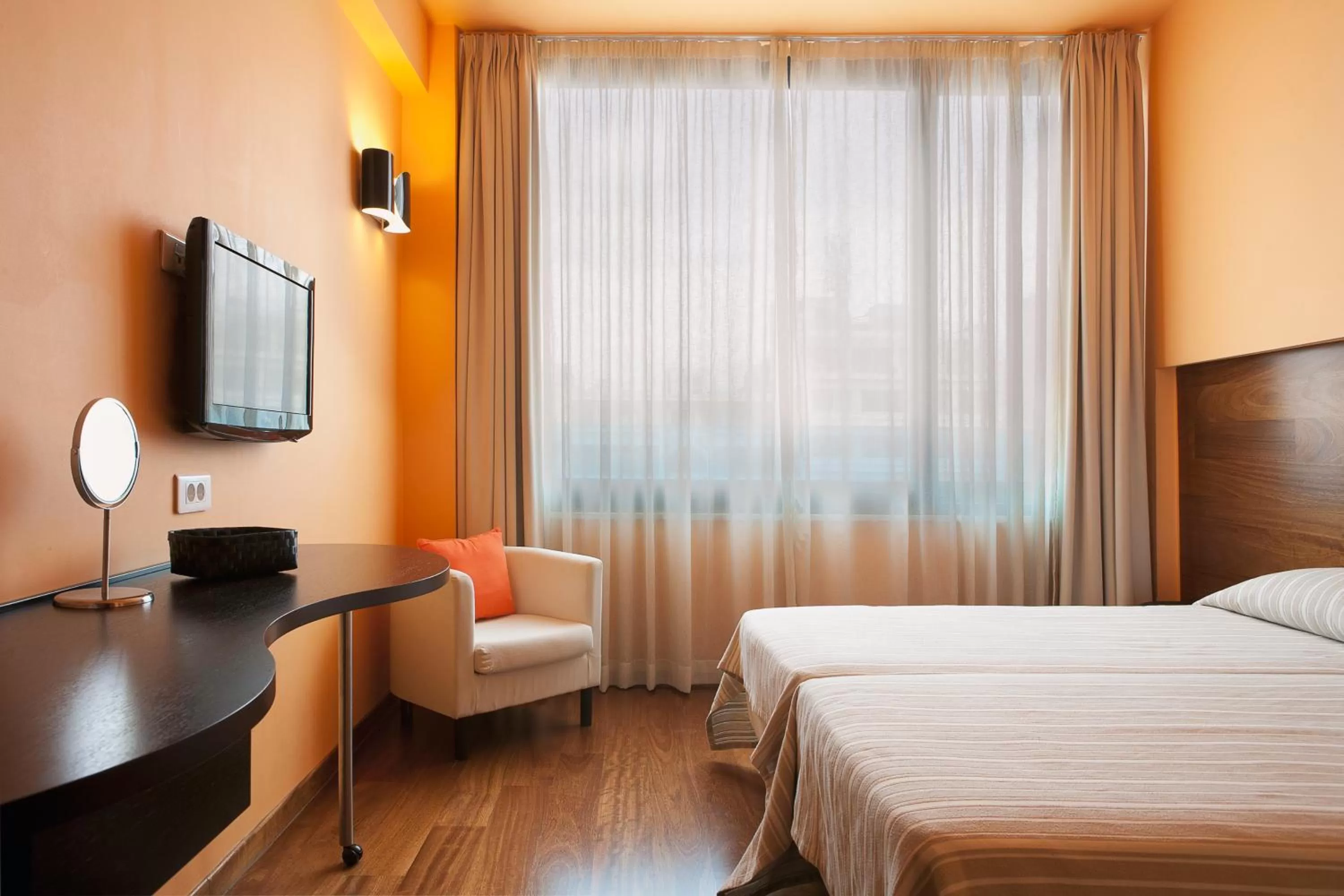 Superior Twin Room in Athens Center Square Hotel