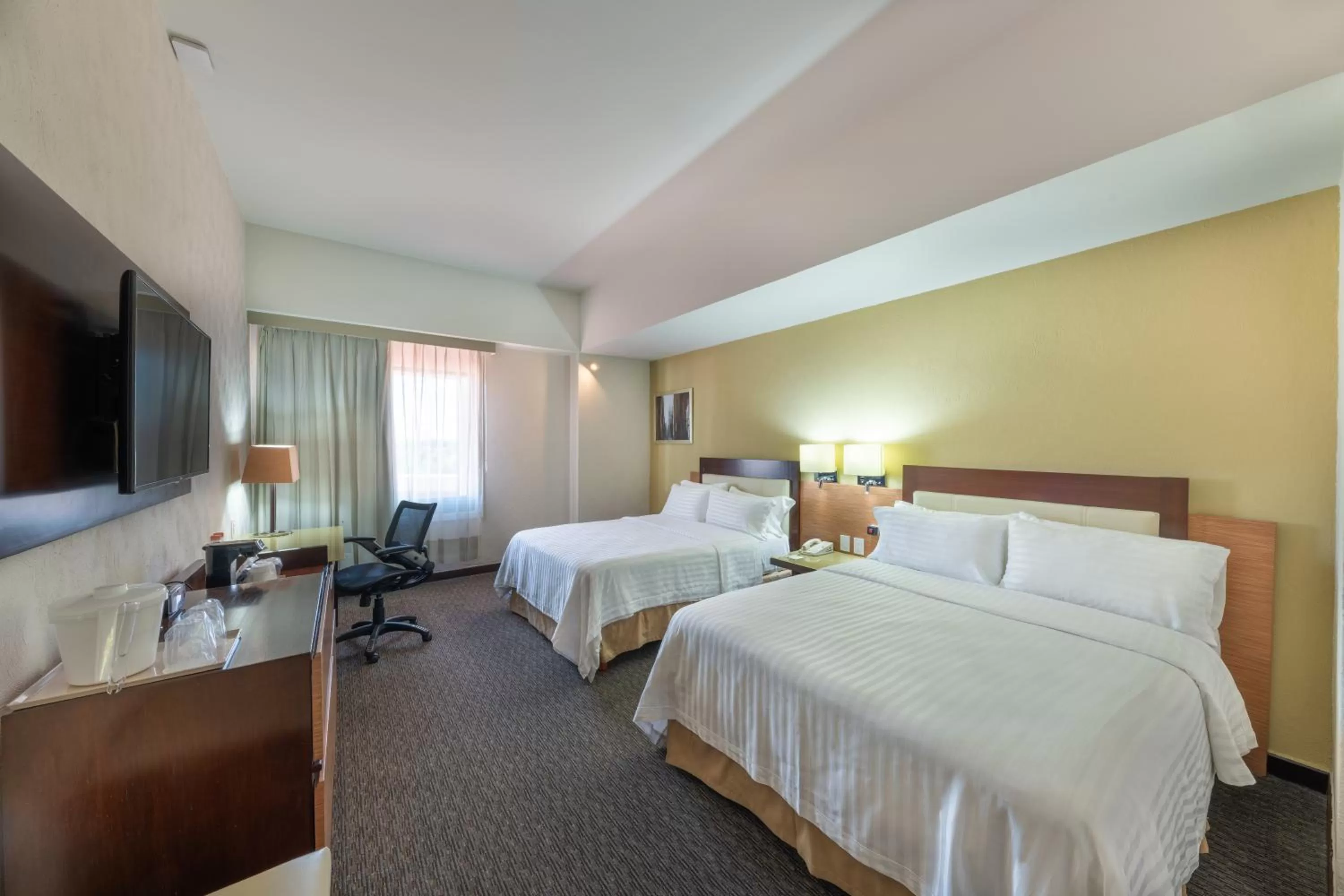 Standard Double Room with Two Double Beds - Disability Access in Holiday Inn Guadalajara Select by IHG