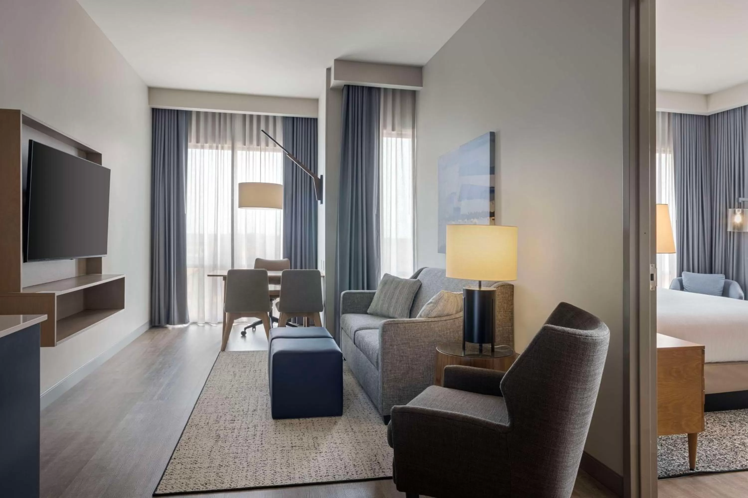 Corner King Suite with Water Tower View in Embassy Suites By Hilton Bowling Green