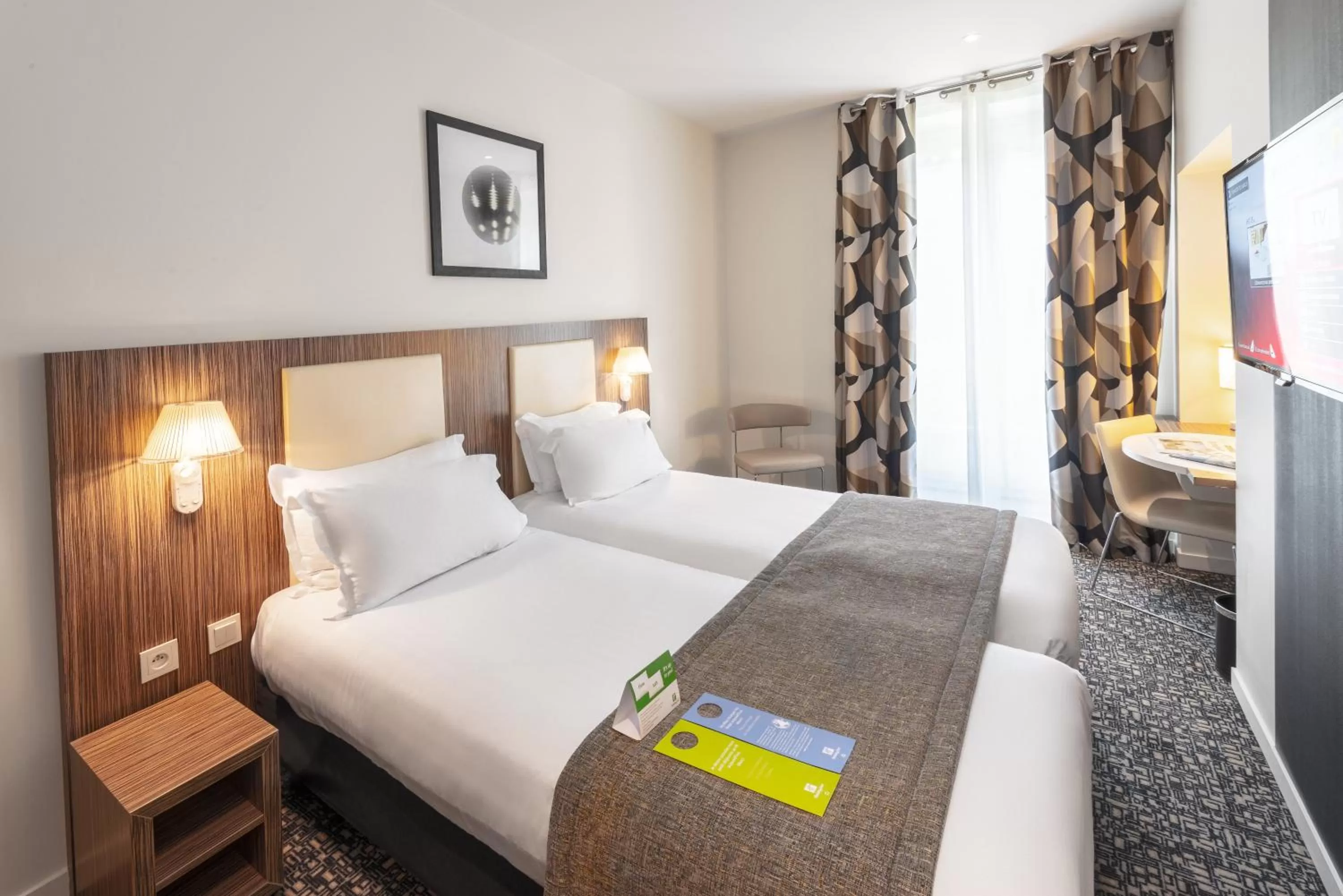 Premium Twin Room in Holiday Inn Paris Opéra - Grands Boulevards by IHG