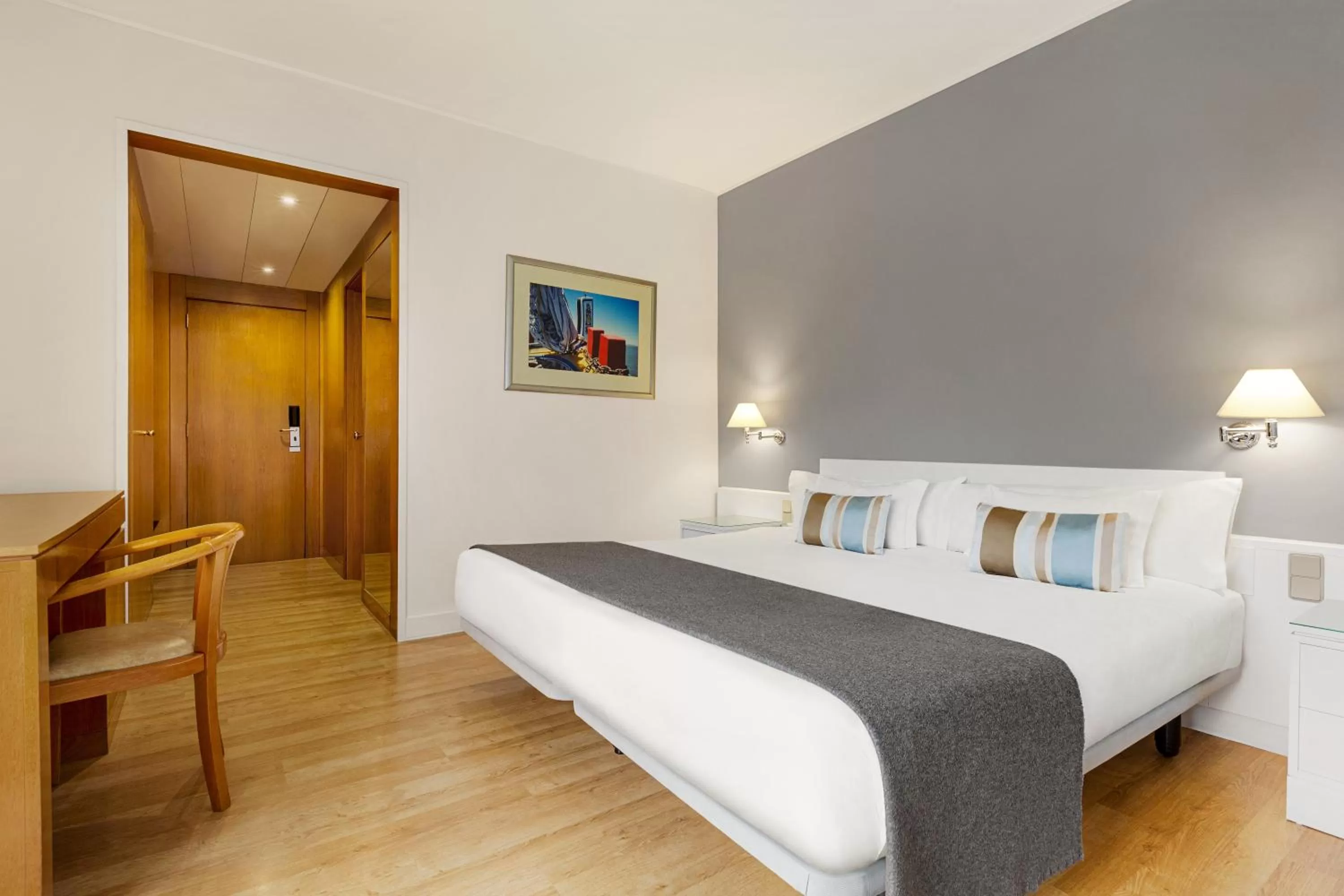 1 King Bed, Standard, Non-Smoking in TRYP by Wyndham Montijo Parque Hotel