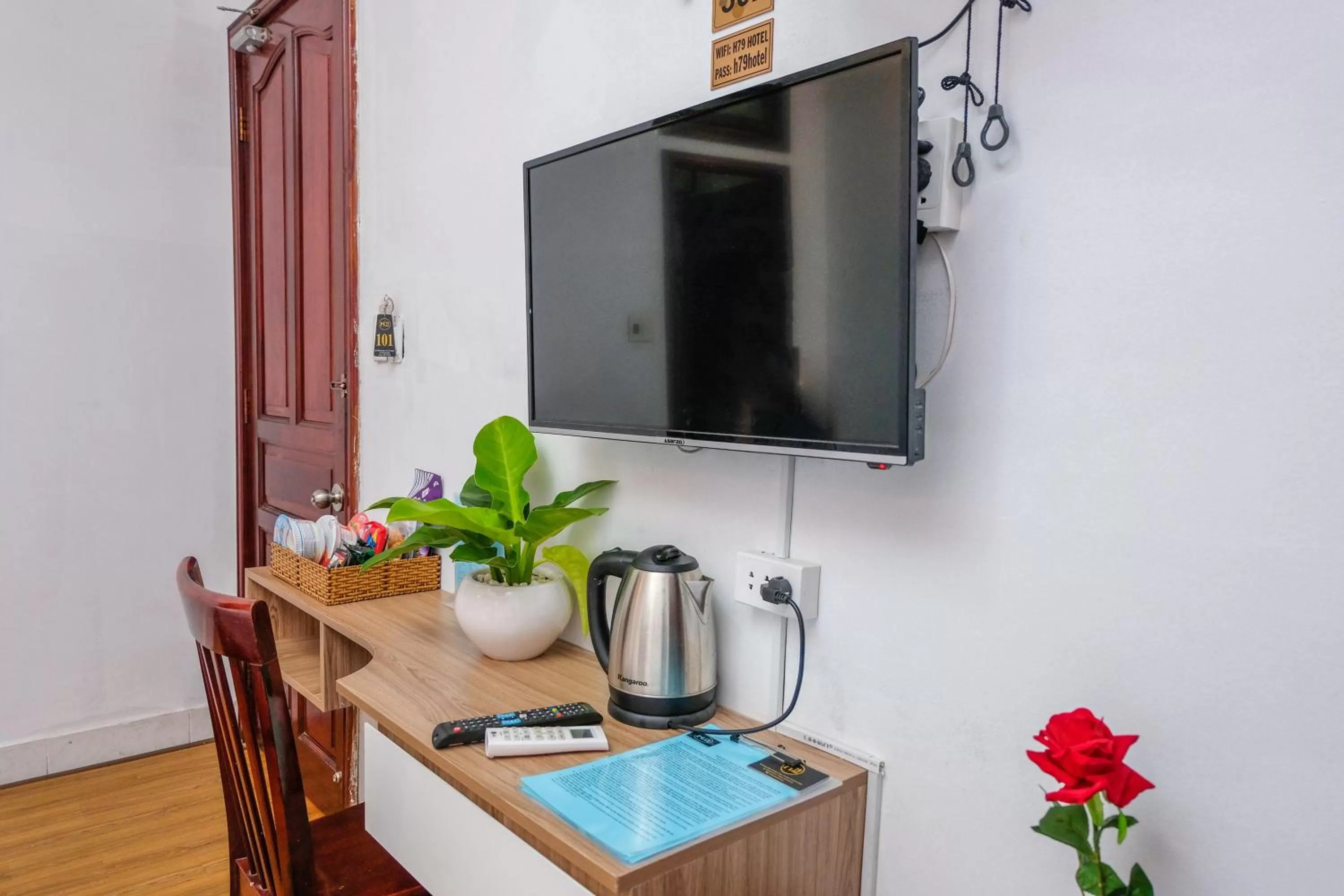 Superior Double Room in H79 HOTEL