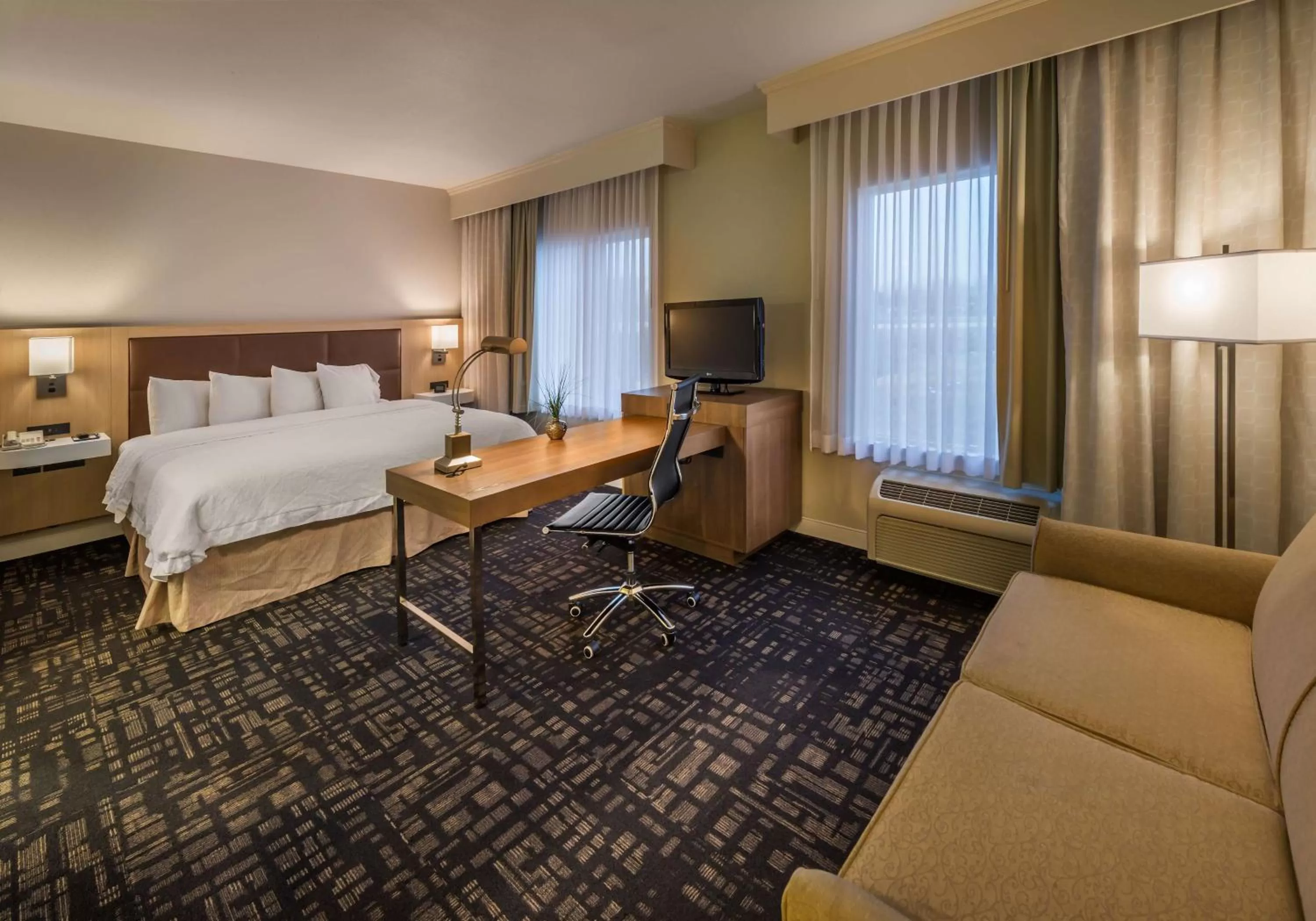 King Studio Suite with Whirlpool - Non-Smoking in Hampton Inn & Suites Reno