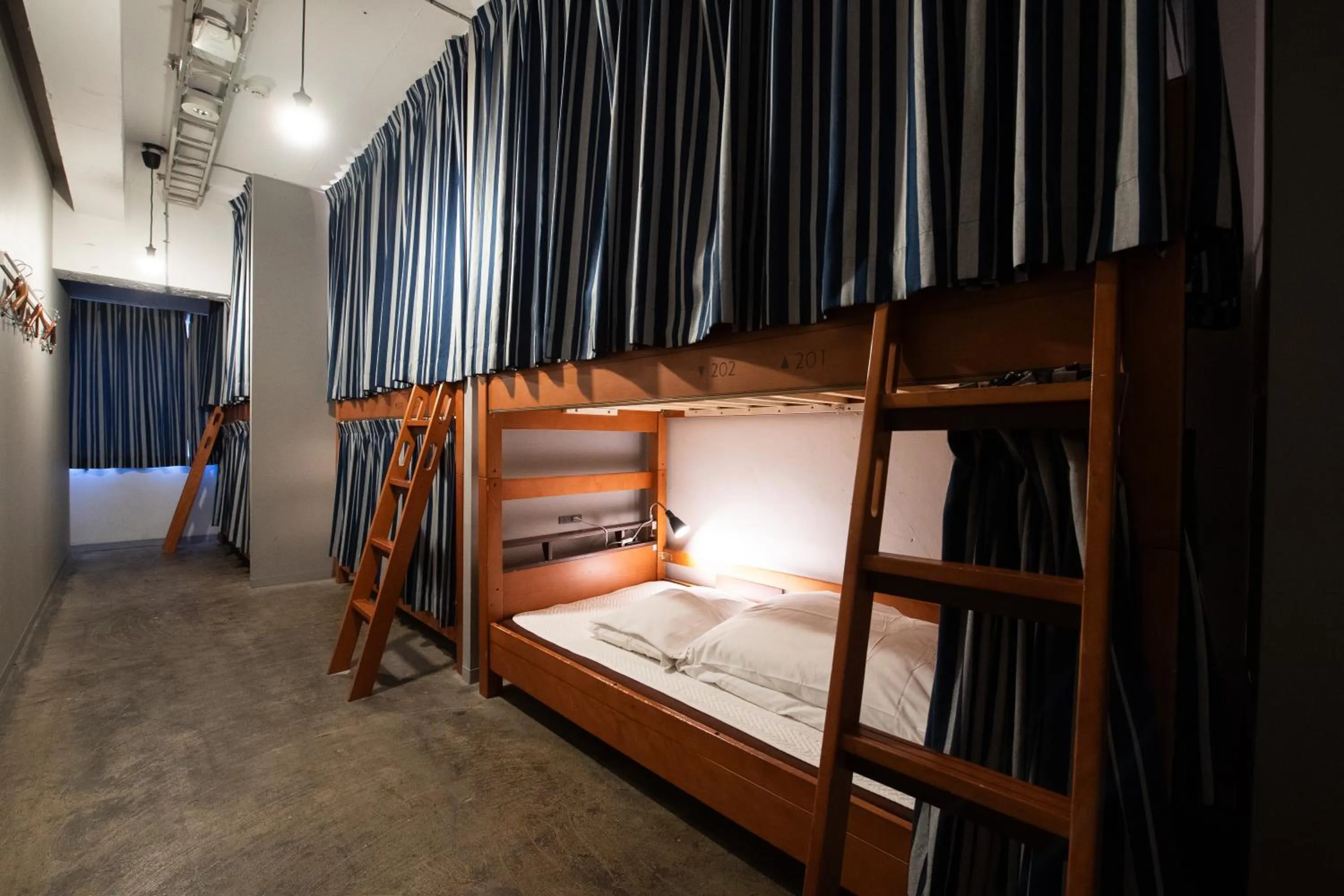 Bed in 6-Bed Male Dormitory Room in Imano Tokyo Hostel