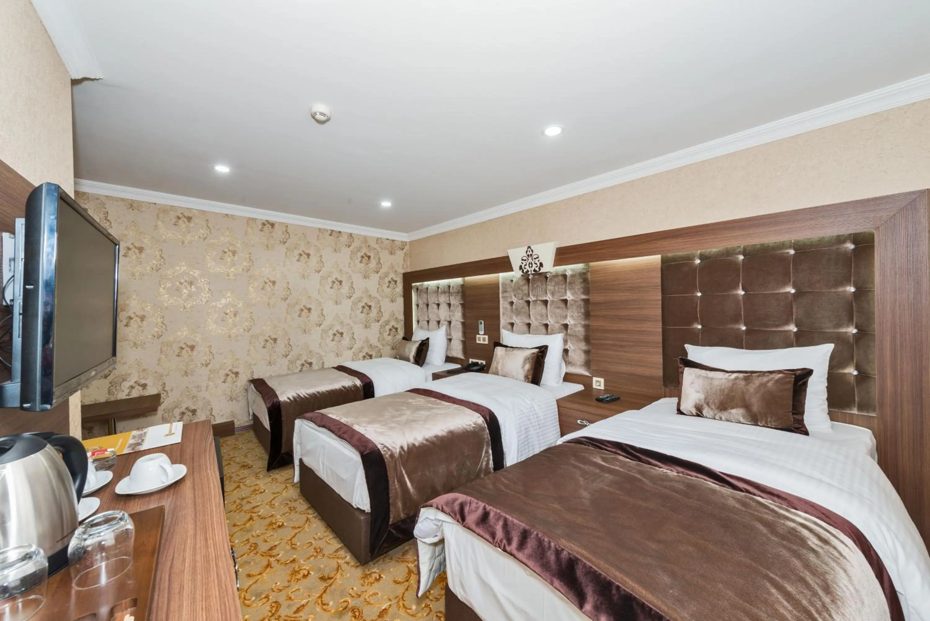 Triple Room with Balcony in Montagna Hera Hotel Taksim