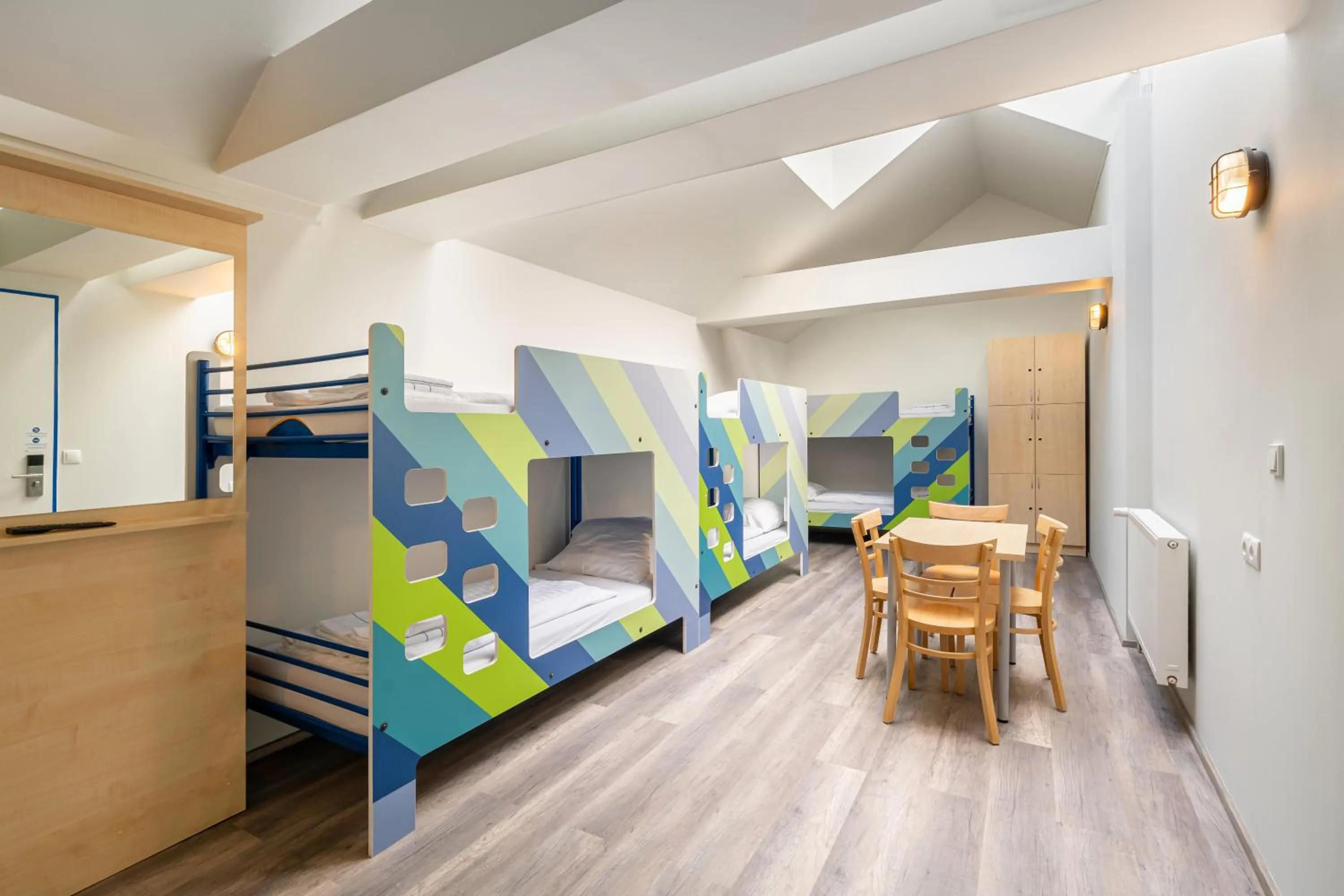 Bed in 6-Bed Dormitory Room in a&o Salzburg Hauptbahnhof