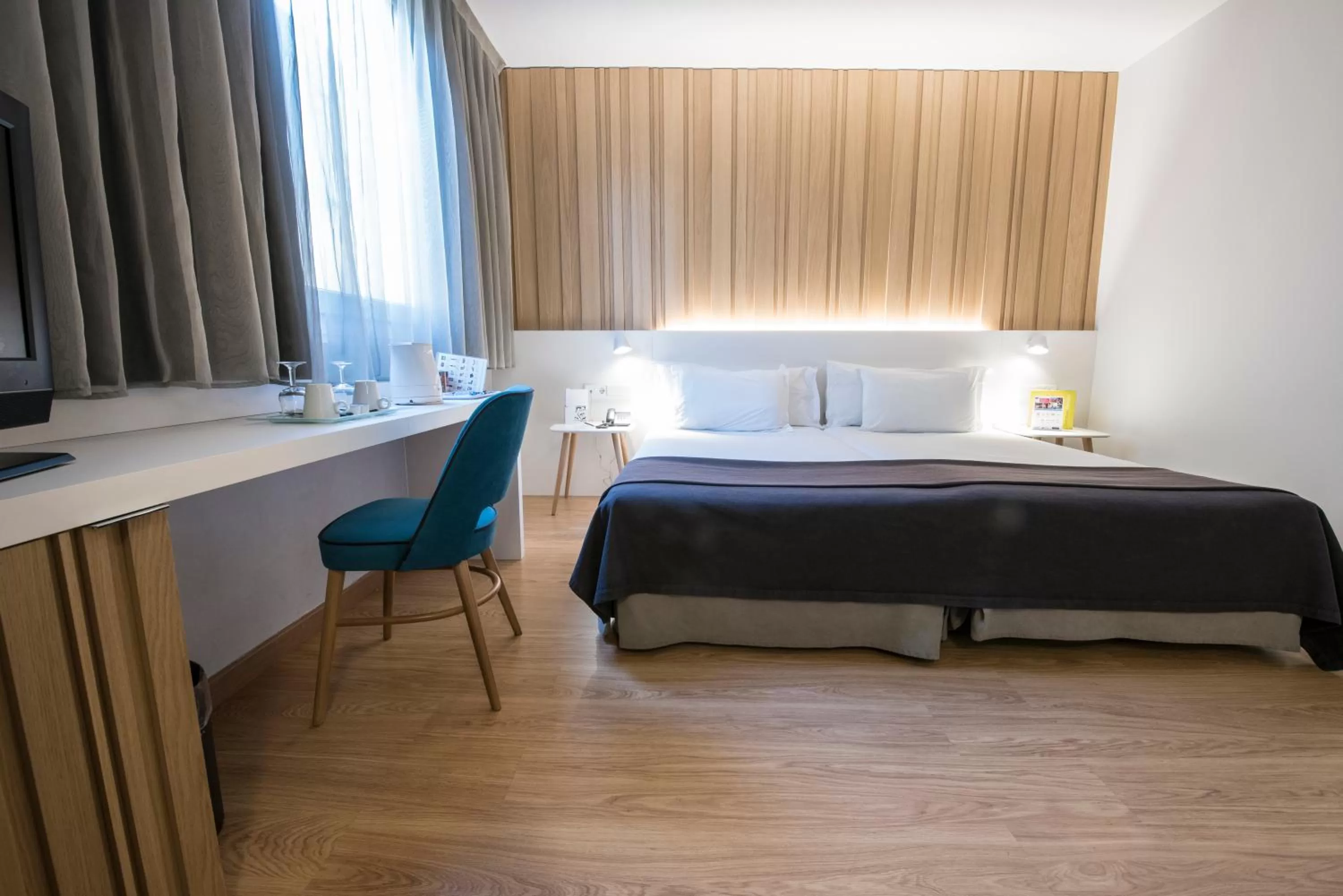 Standard Double or Twin Room with Extra Bed in Silken Ramblas