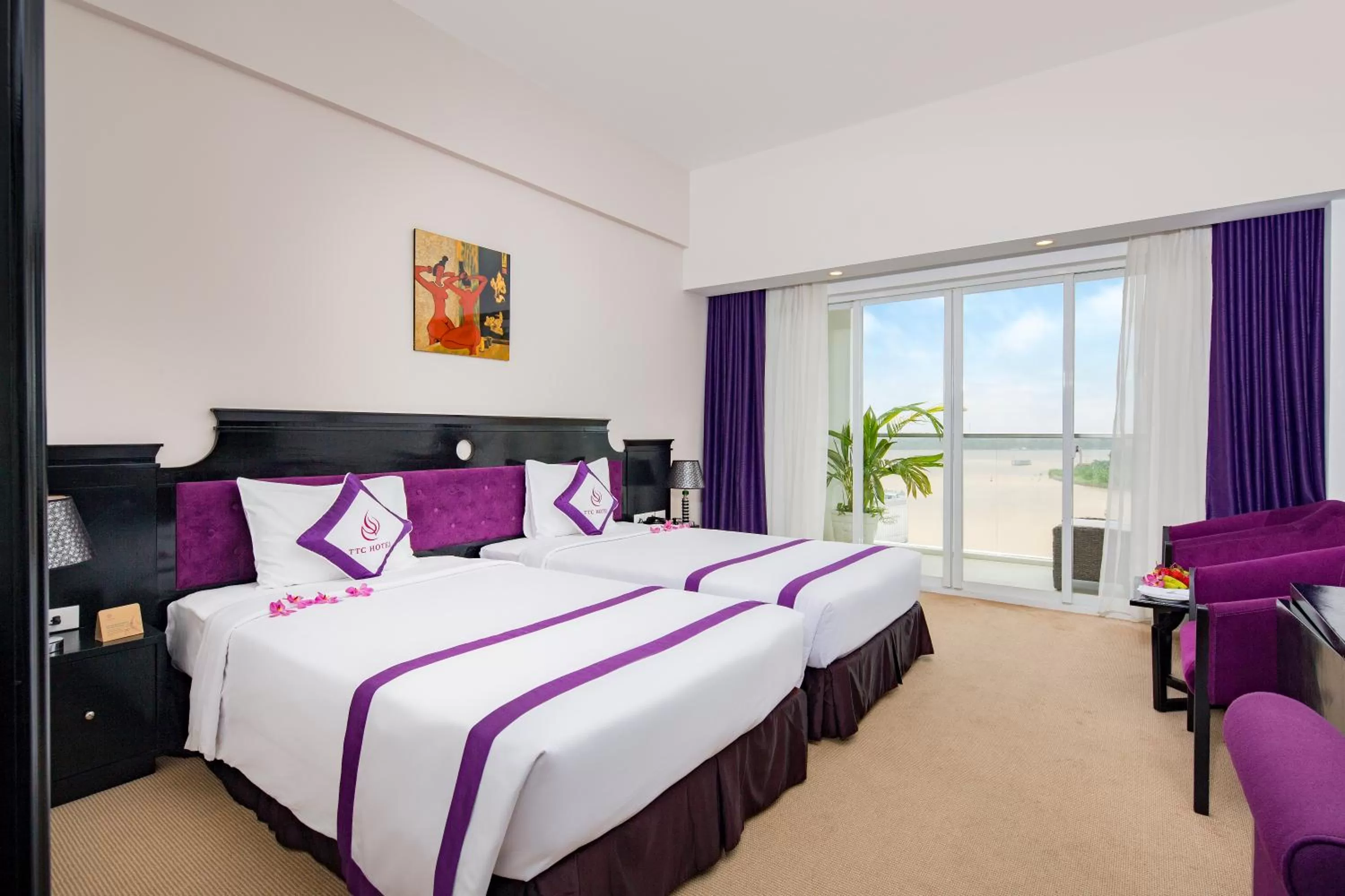 Triple Room with Balcony in TTC Hotel Can Tho