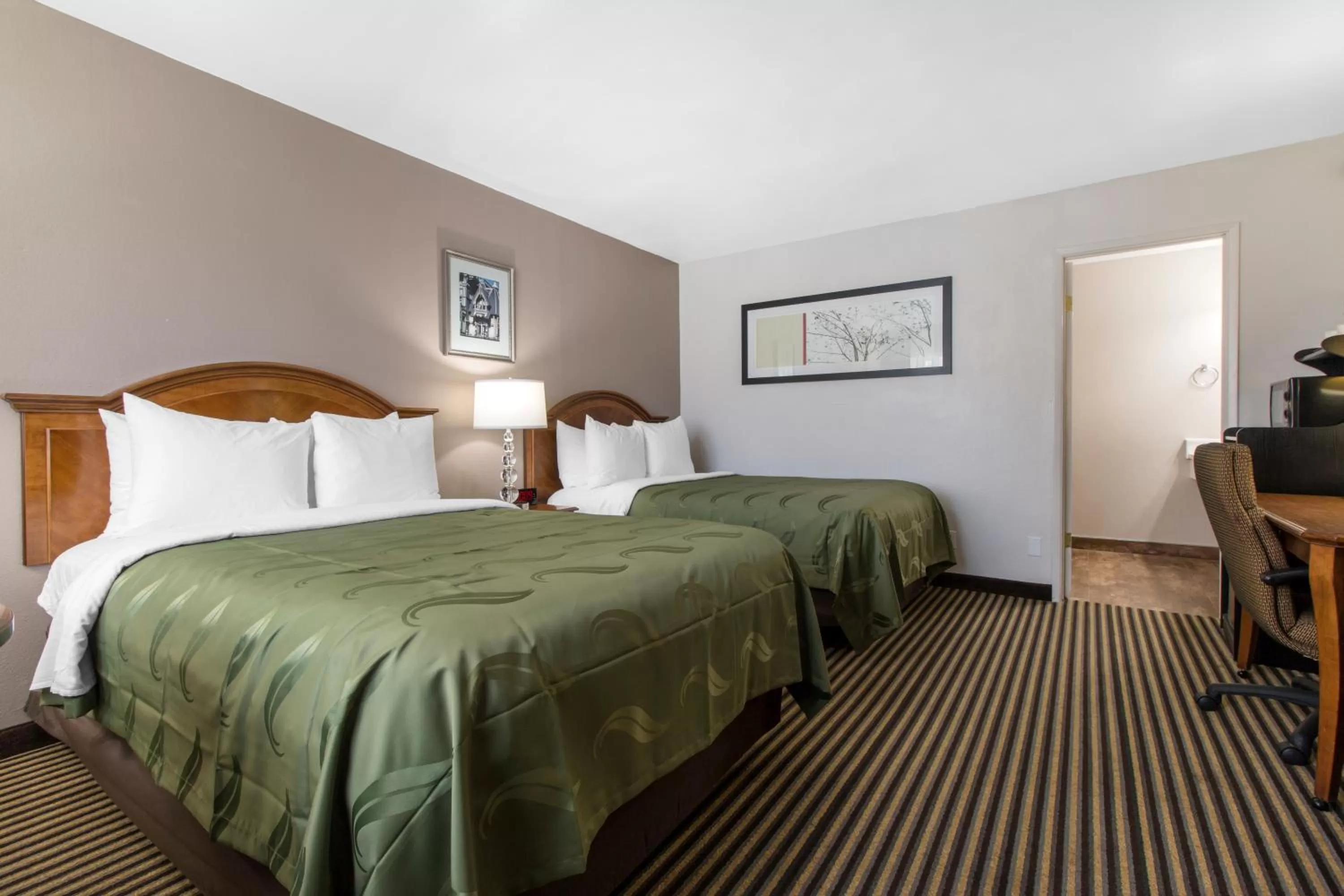 Double Room with Two Double Beds - Accessible/Non-Smoking in Ramada Bayside Inn & Suites Eureka