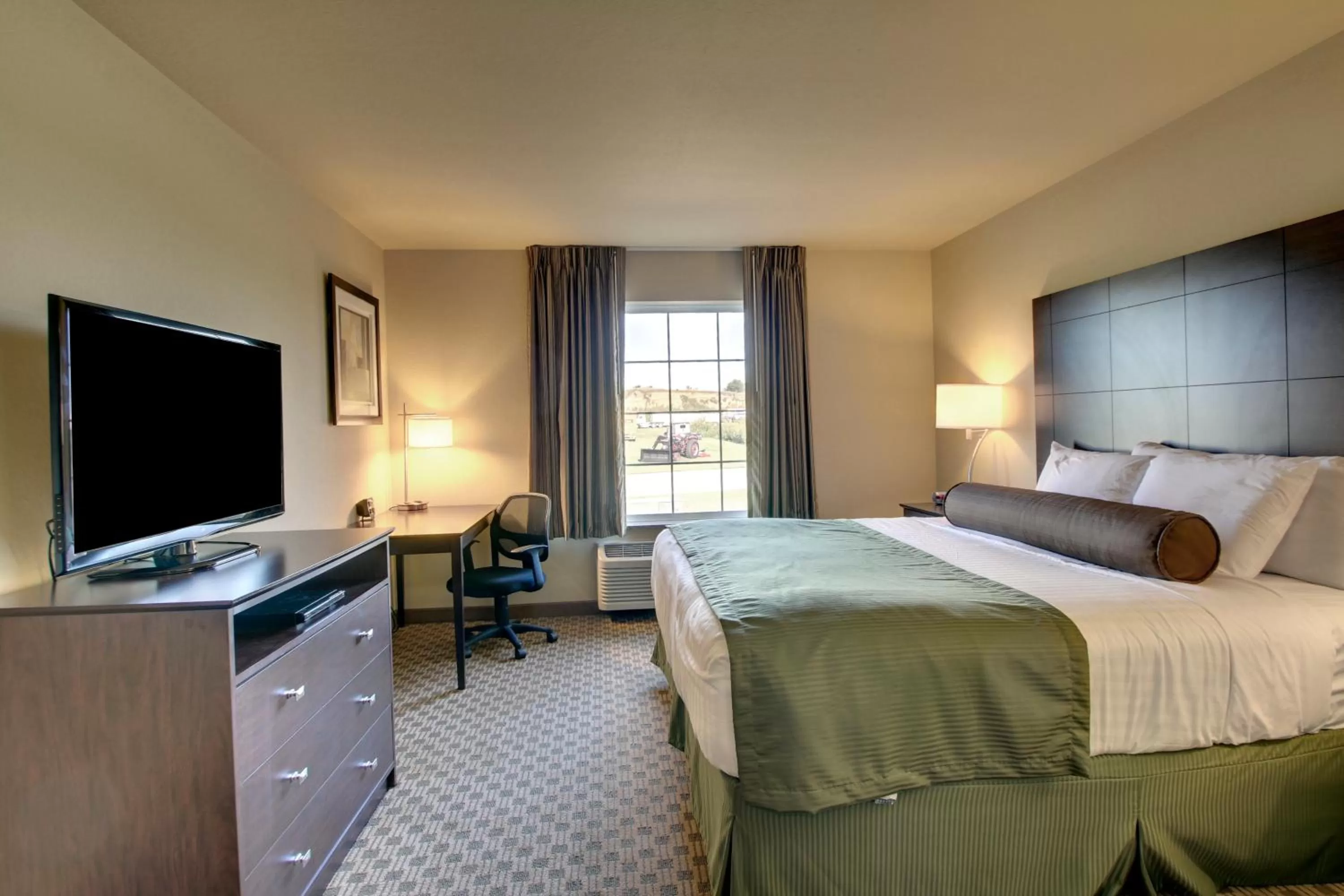 King Room in Cobblestone Inn & Suites - Brillion