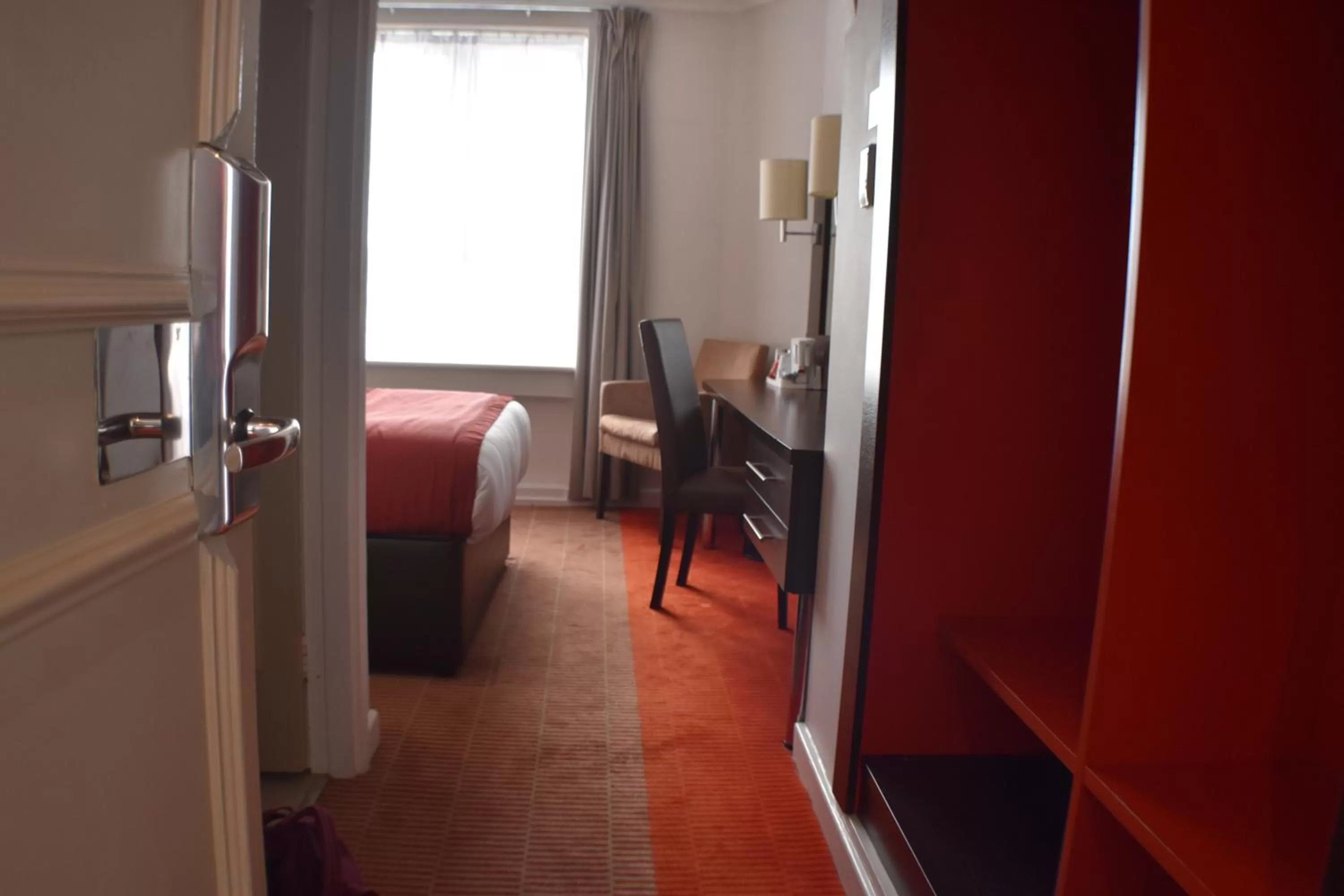 Standard Twin Room in The Dragon Hotel