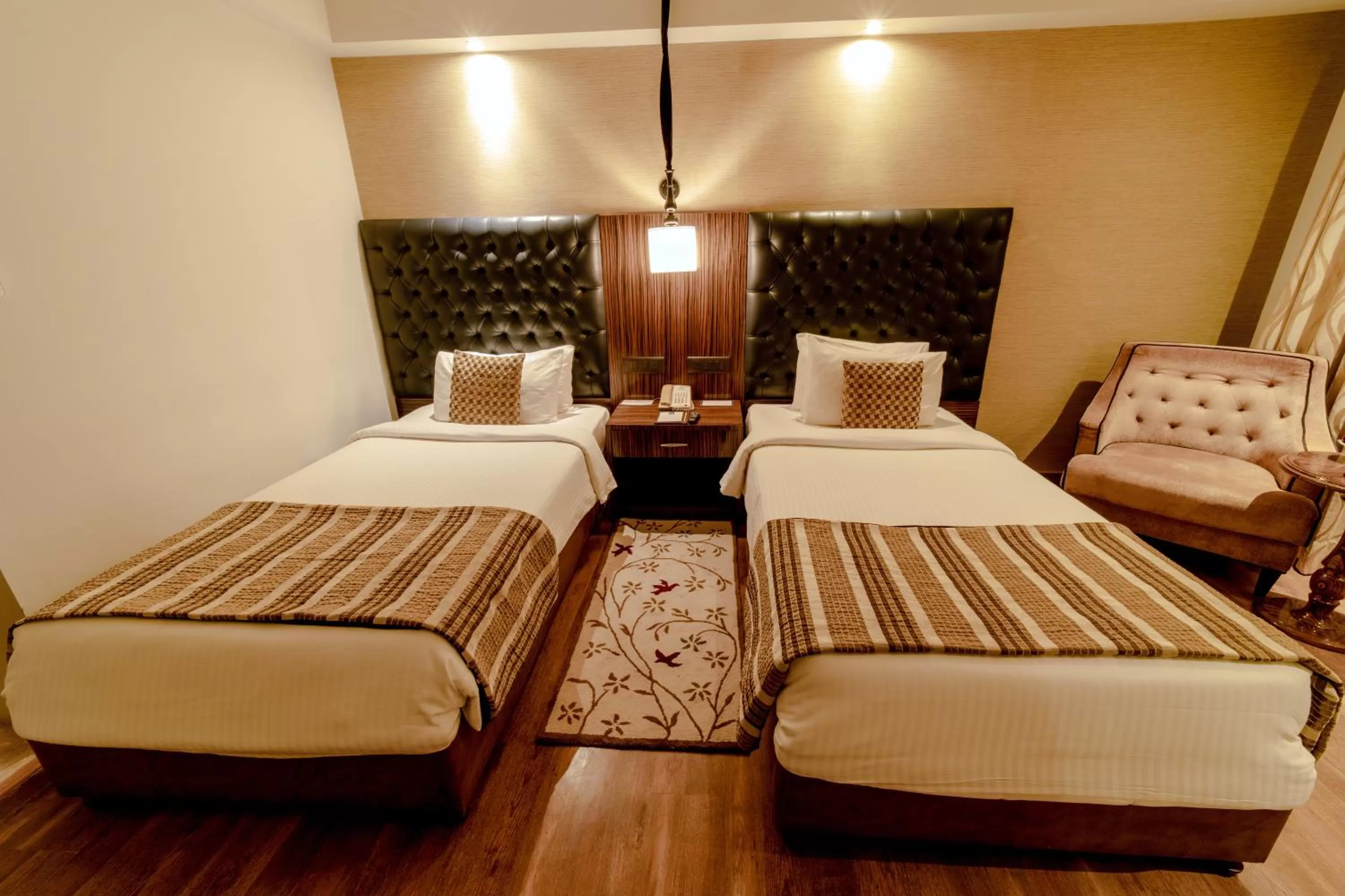Superior Room - 1 Twin Bed in Sarovar Portico Jaipur