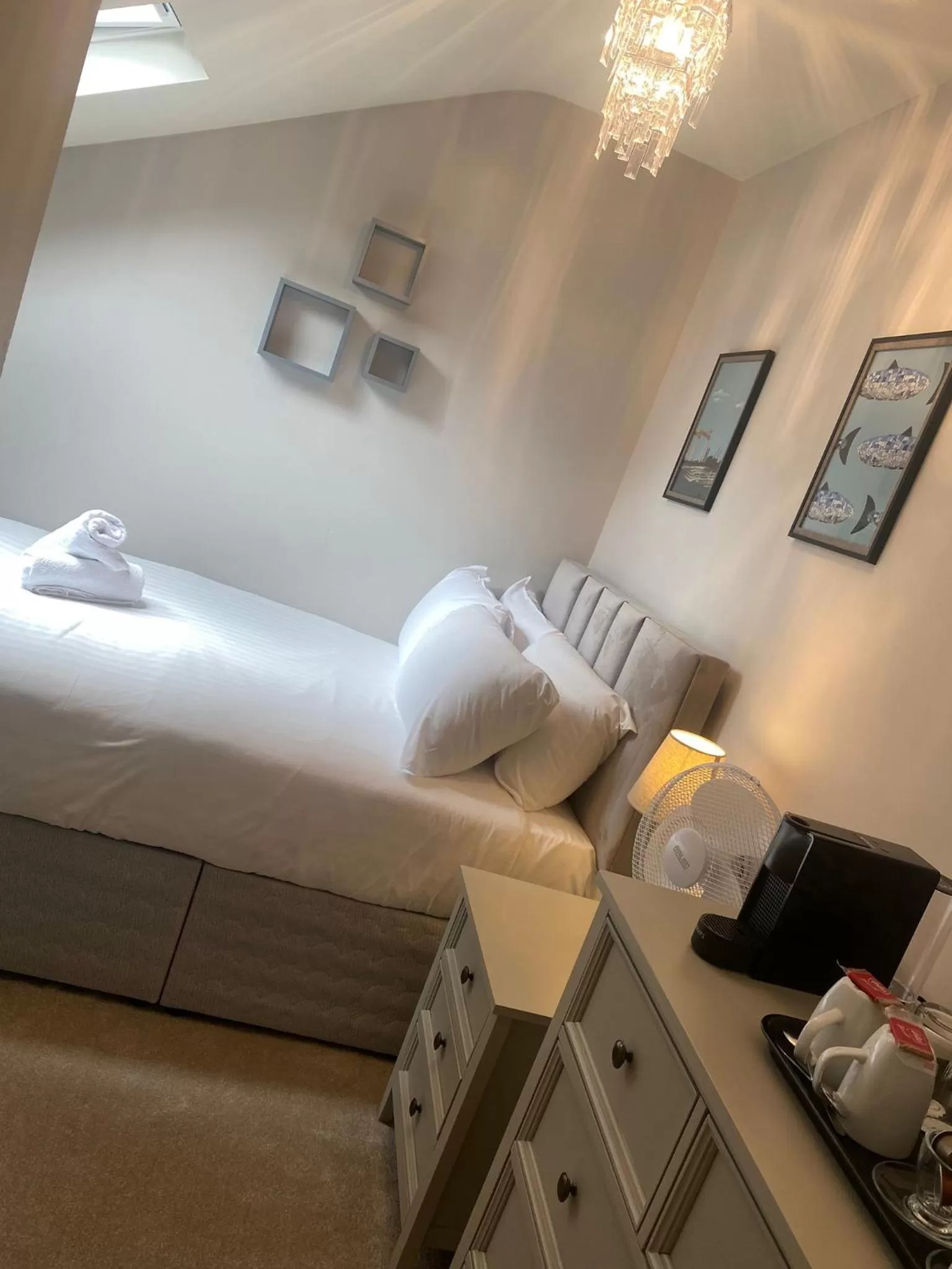 Double Room with Private External Bathroom in Gregory by the Warren Collection