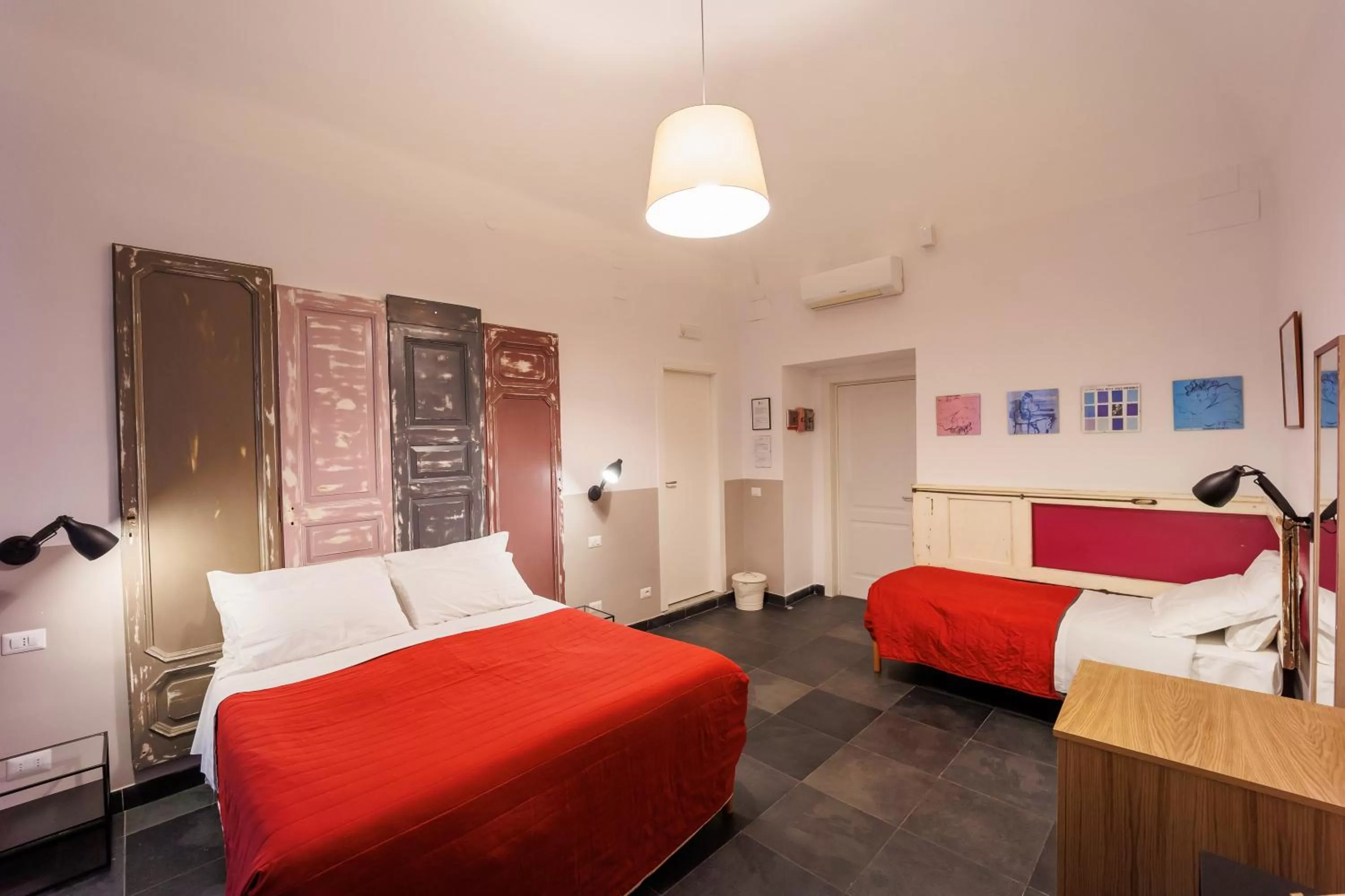 Triple Room in The Bellini House by House In Naples