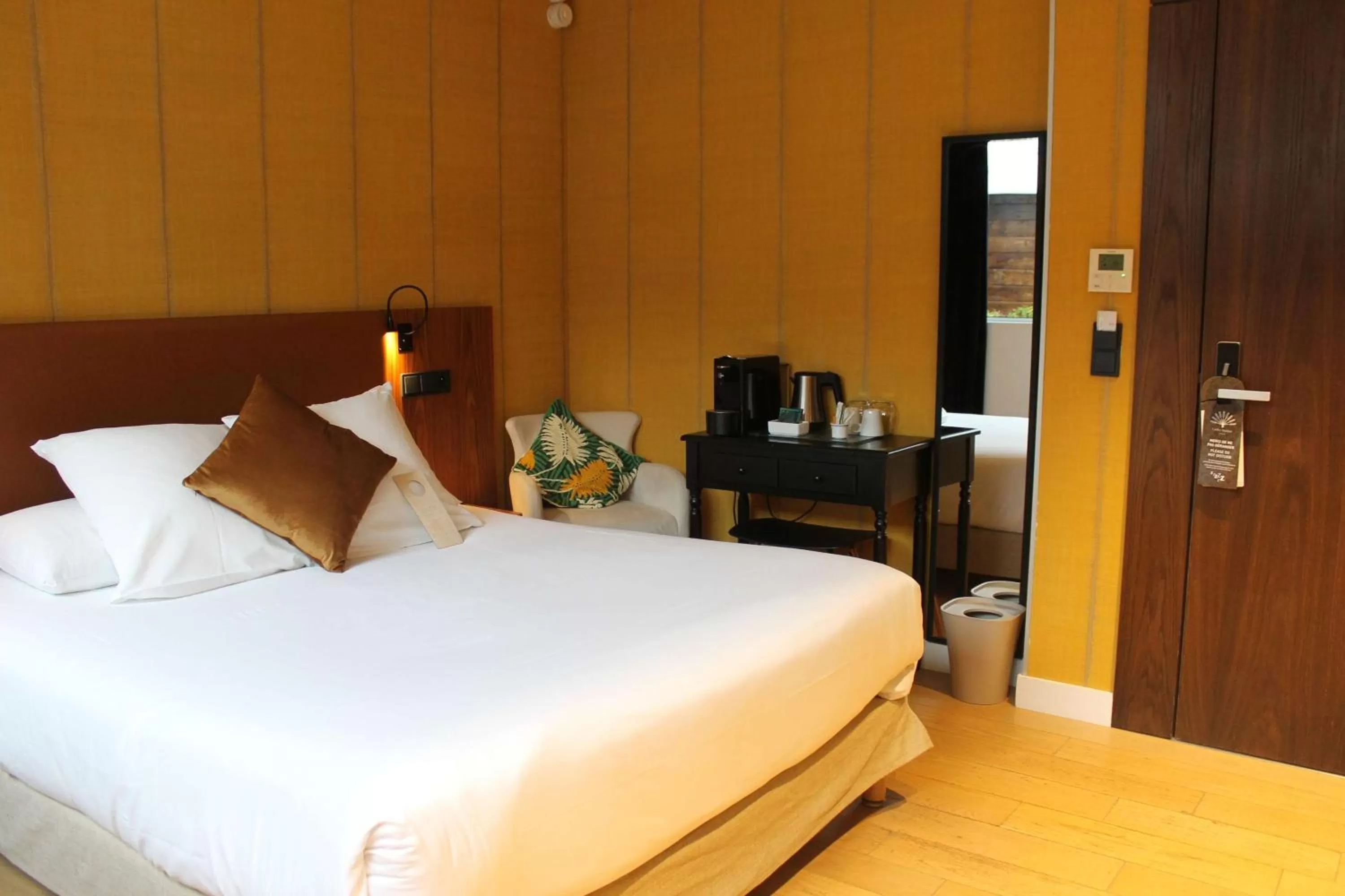 Comfort Room - Mobility Accessible in Hotel L'Arbre Voyageur - LILLE