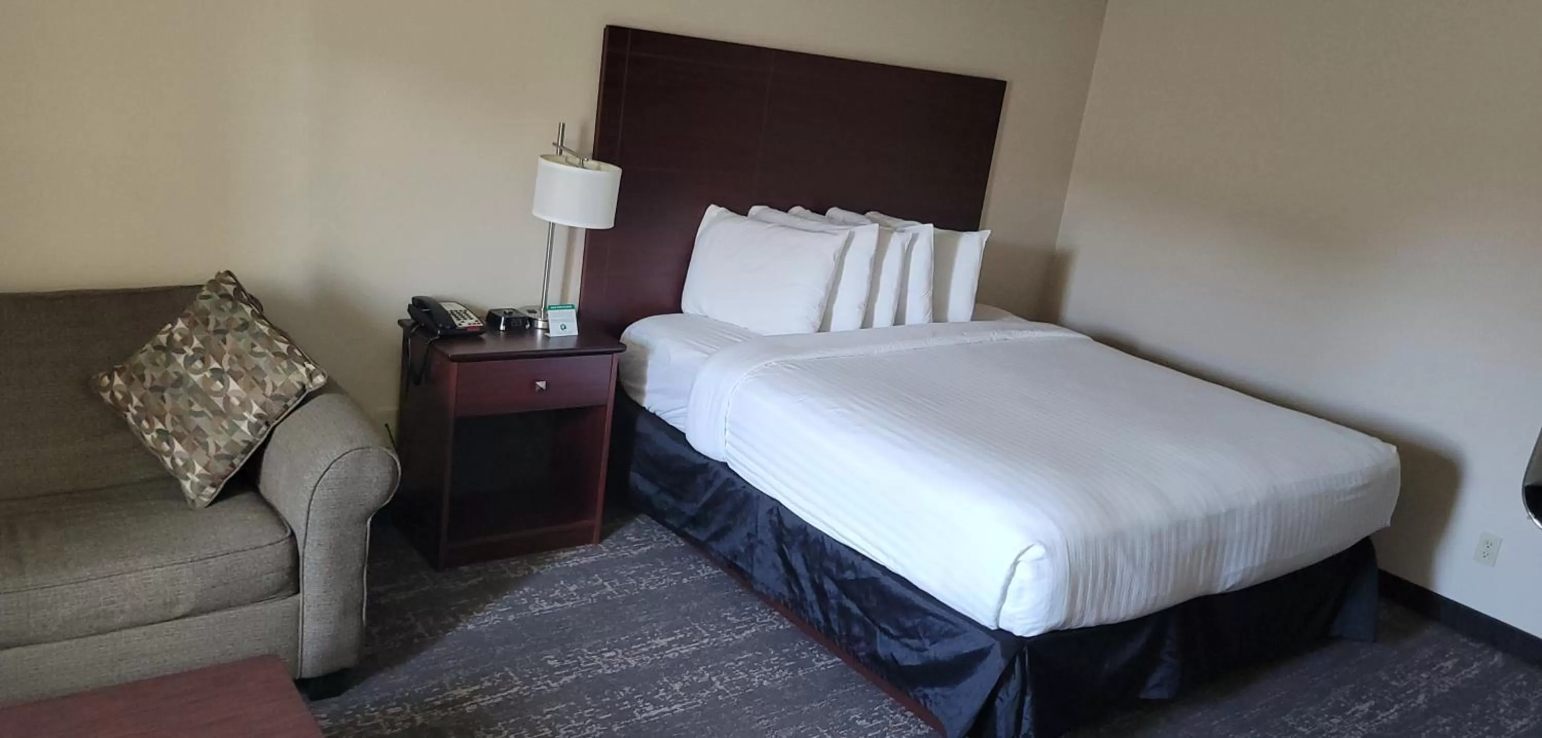 Suite in Boarders Inn & Suites by Cobblestone Hotels - Broken Bow