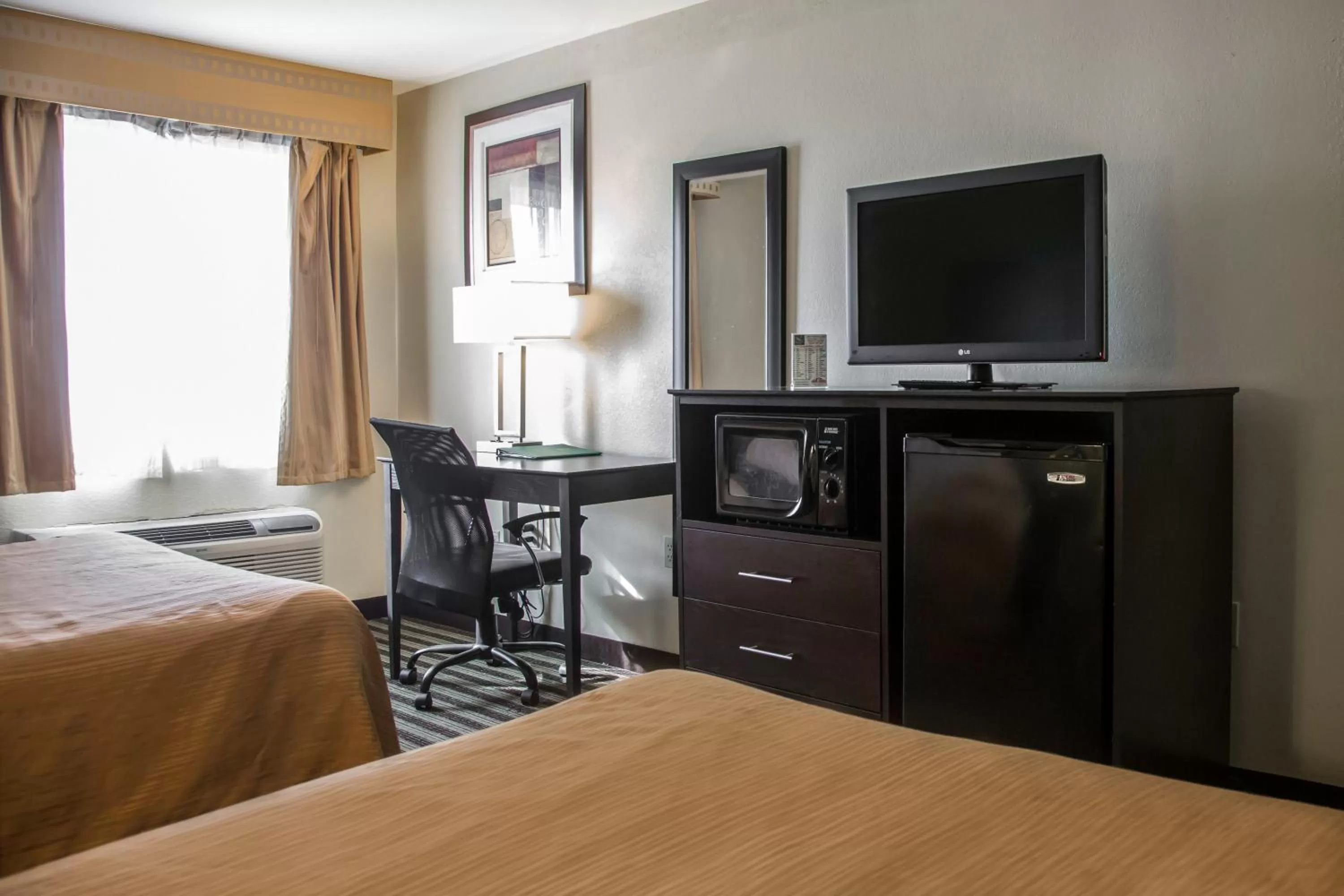 Queen Room with Two Queen Beds in Quality Inn & Suites Loves Park near Rockford