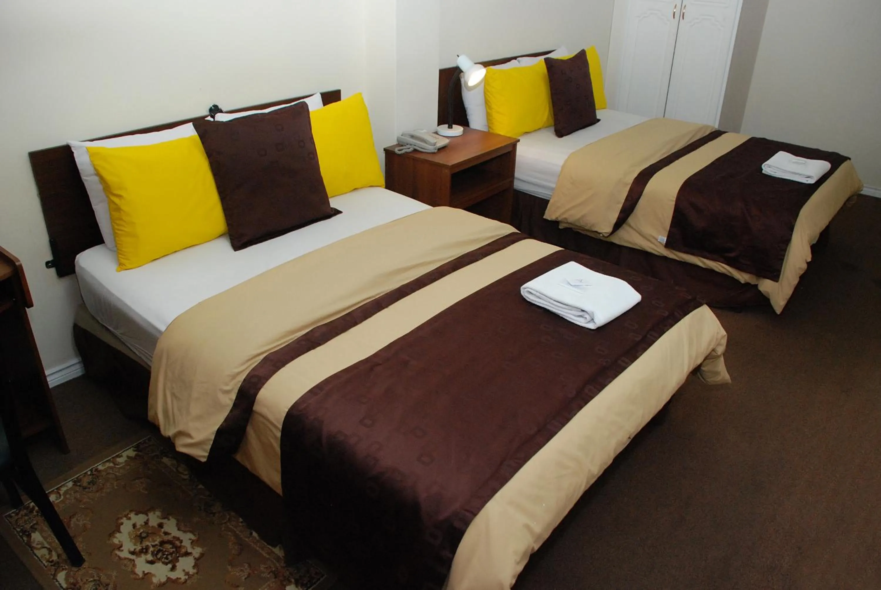 Standard Family Room (5 Guests) in Hotel Bonaventure