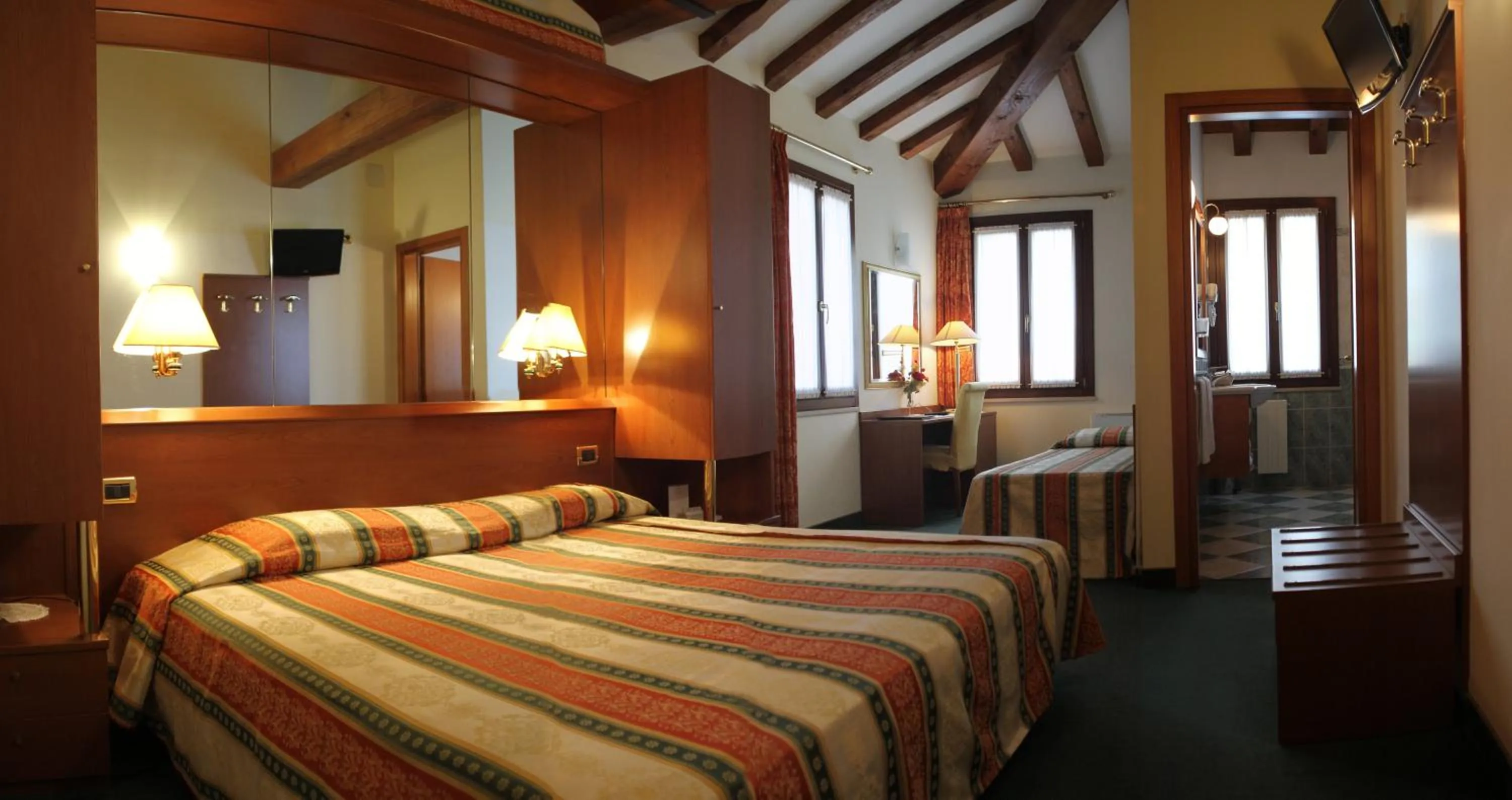Triple Room in Hotel Antico Moro