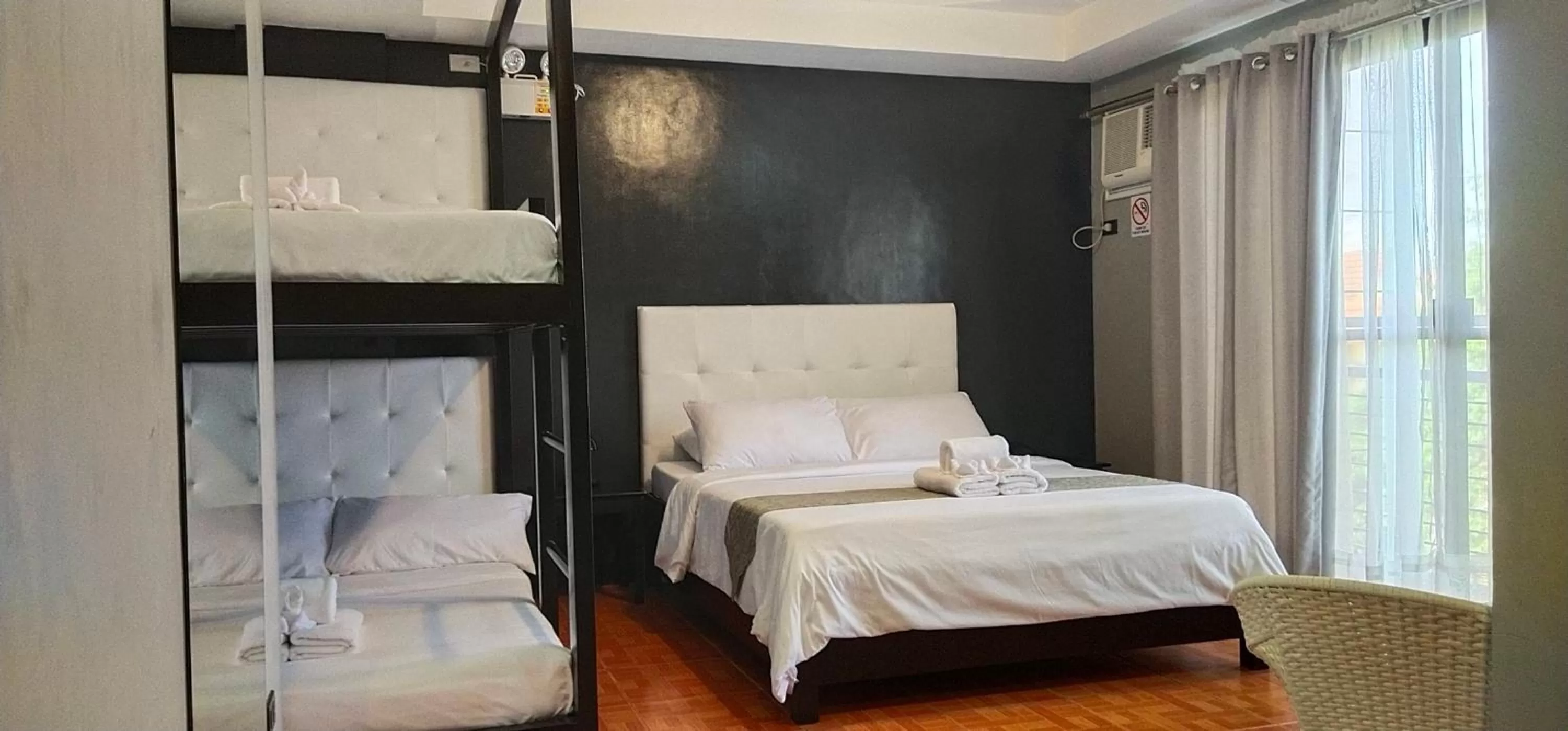 Deluxe Family Room in Rangya Hotel