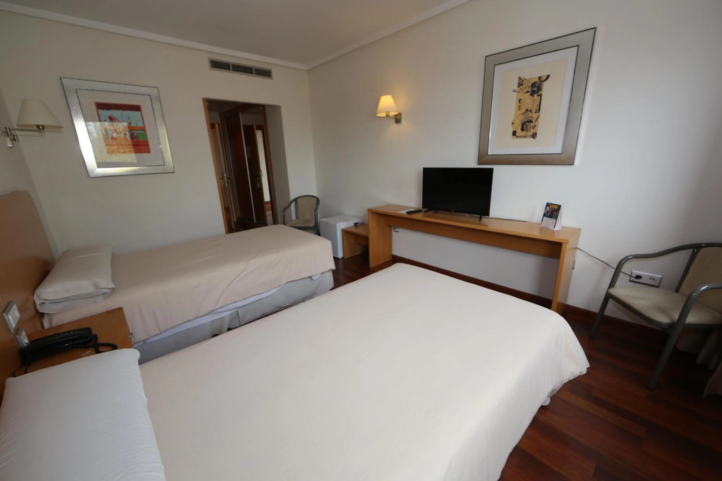 Double or Twin Room in Hotel Universidad