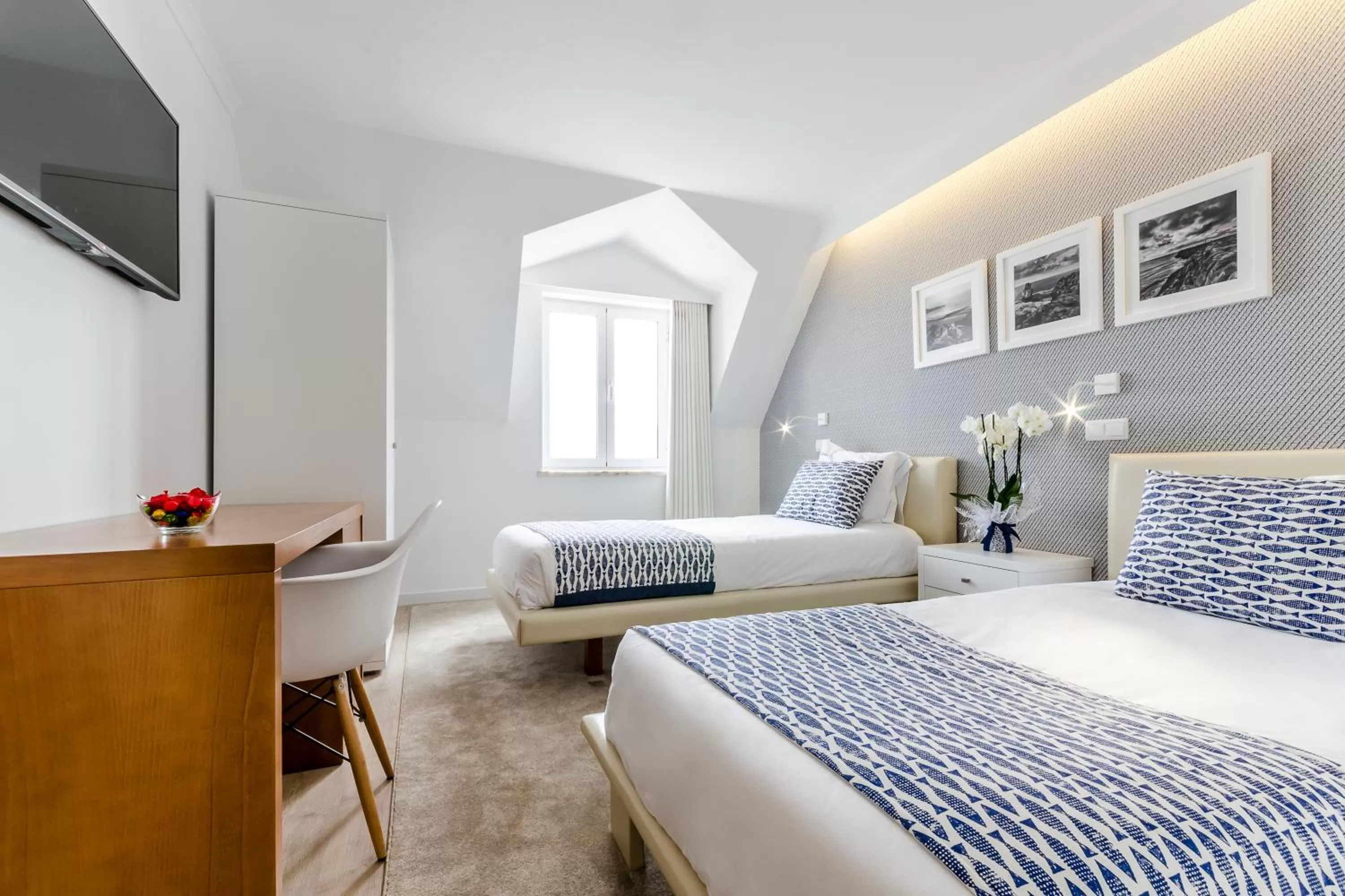 Twin Room with Sea View in KateKero