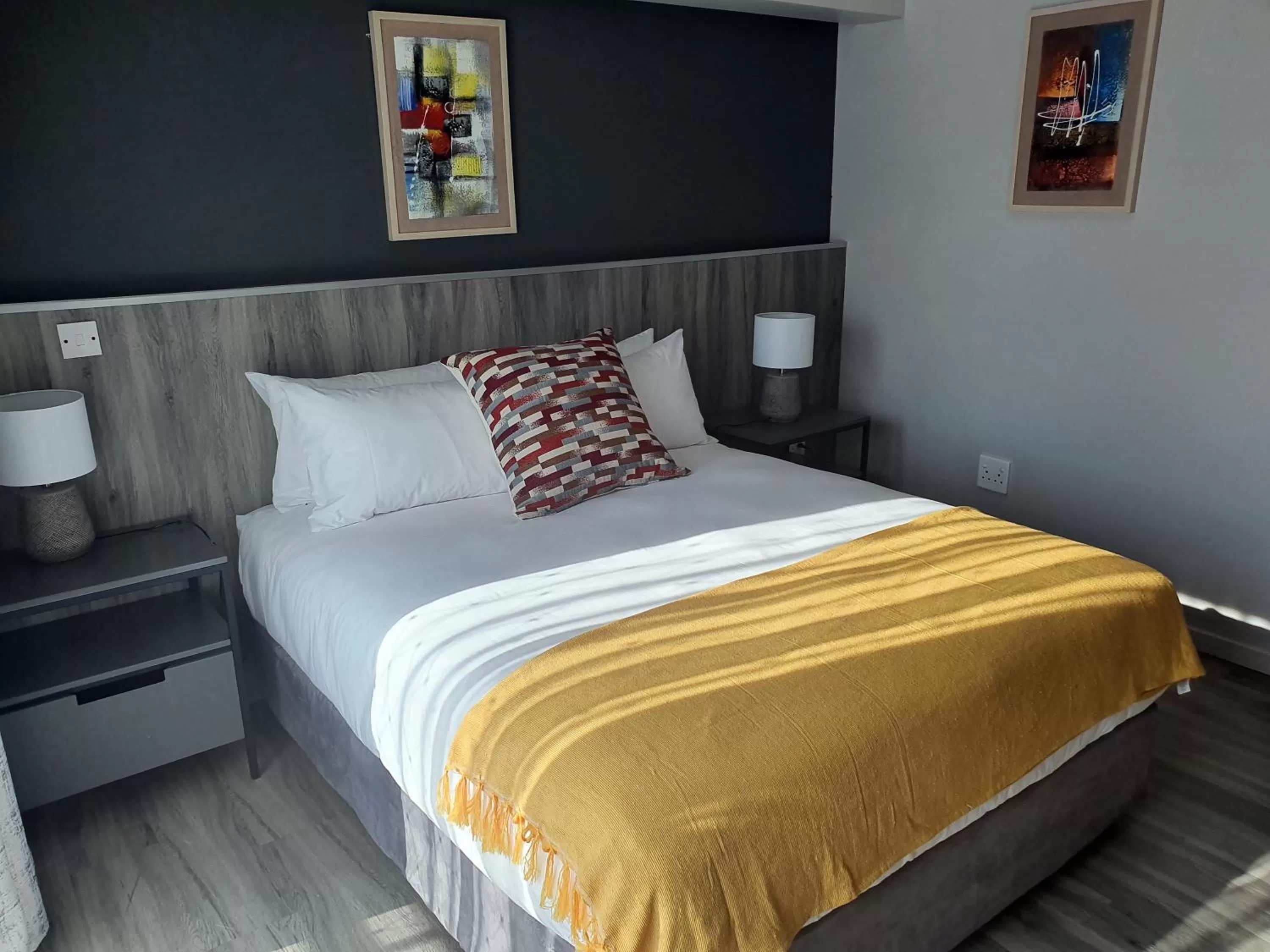 Standard King Room in La Orchard Hotel