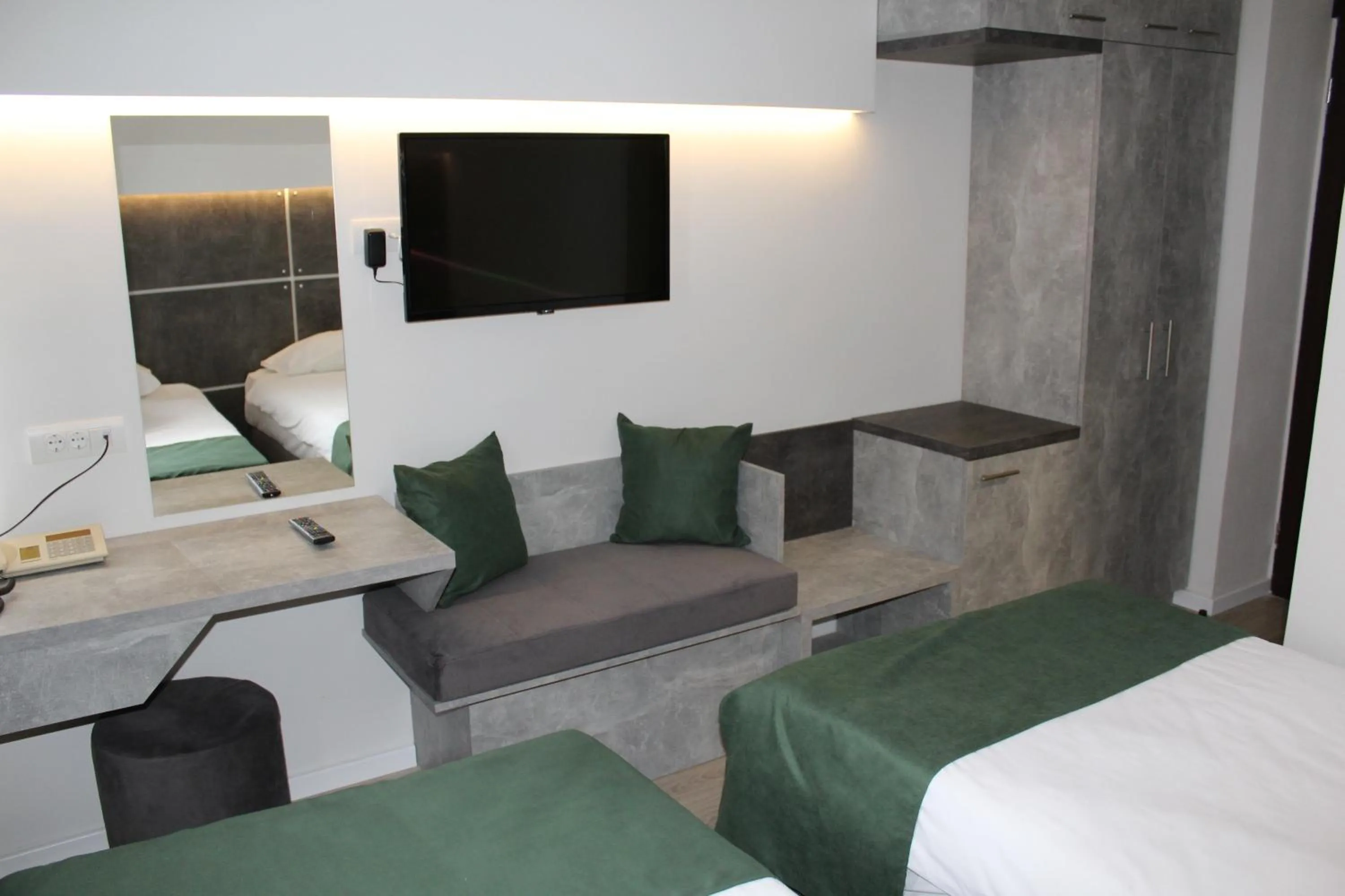 Deluxe Double or Twin Room - single occupancy in Hotel Grand