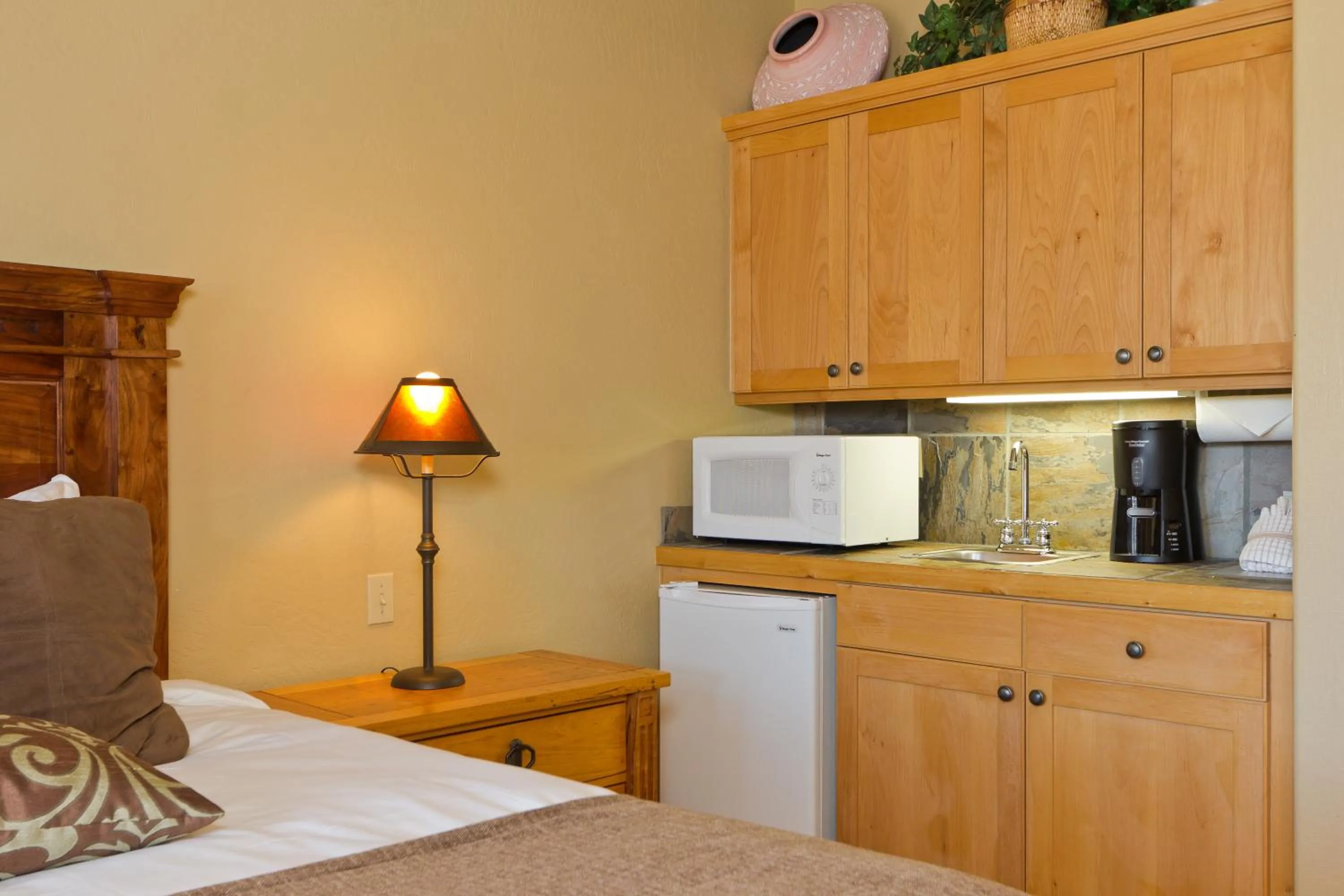 Standard Queen Room in Lodges at Deer Valley