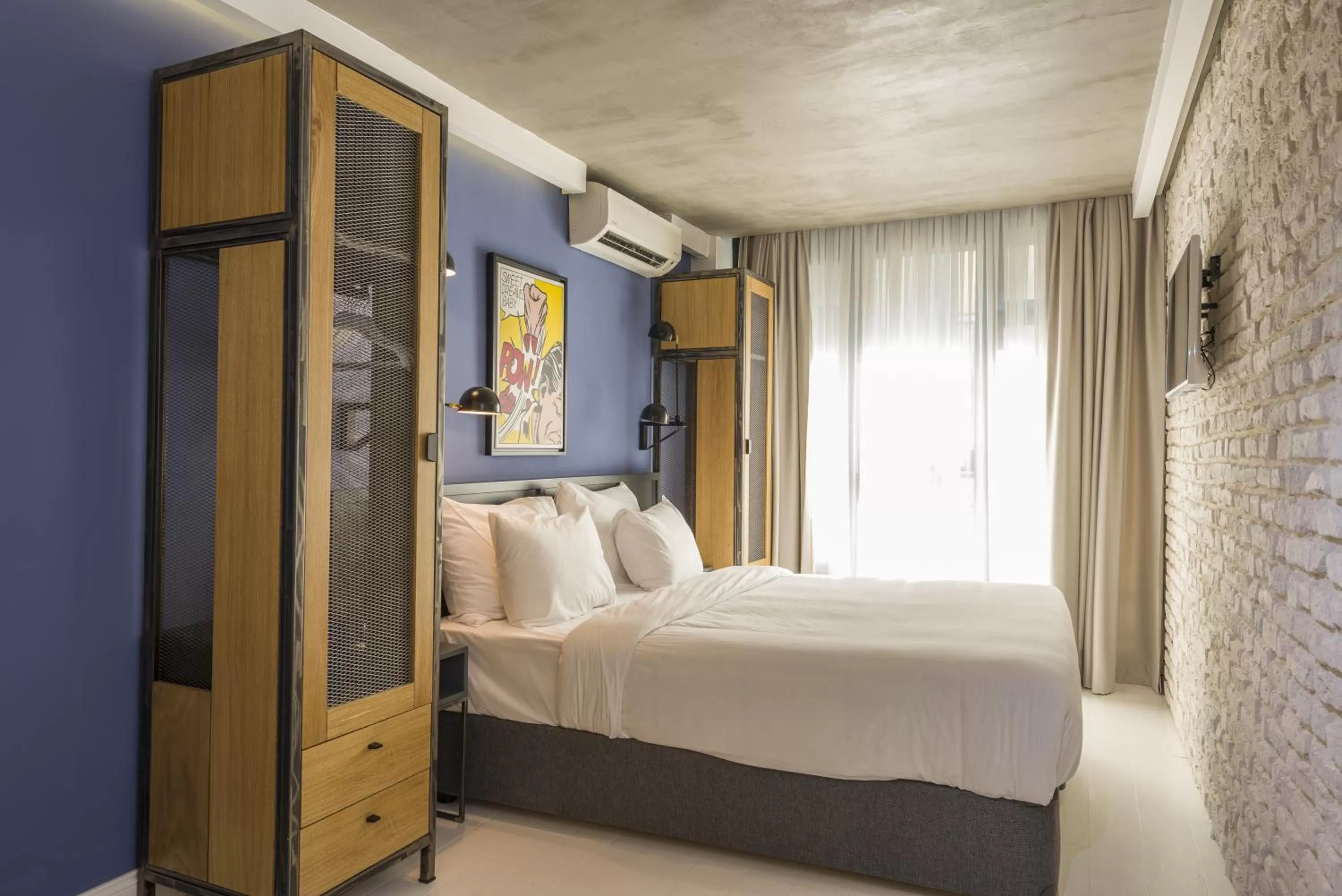 Double Room with Brick Wall in Fitas Oda Hotel