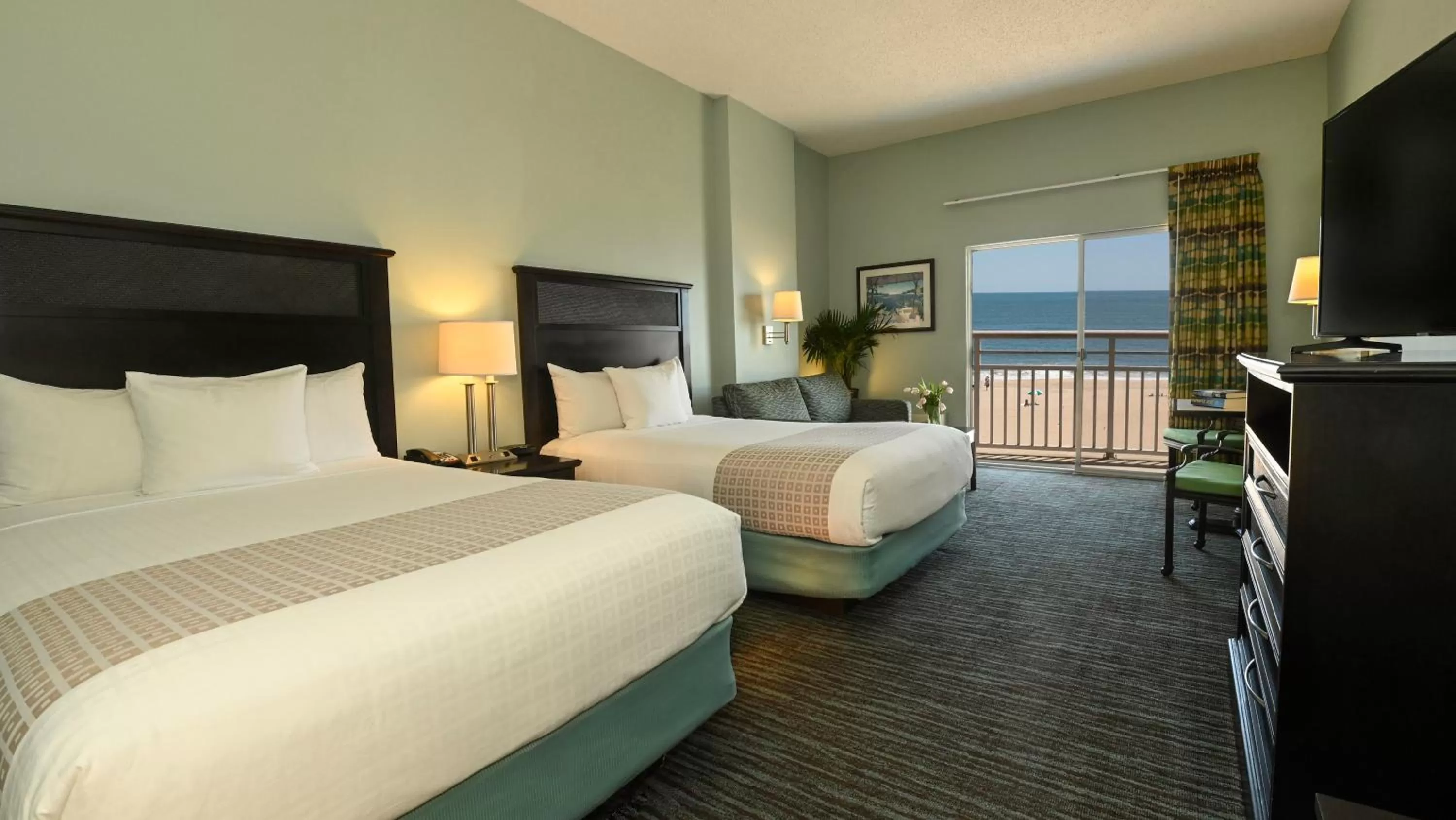 Ocean Front 2 Queen Beds w/ Sleep Sofa in Park Place Hotel