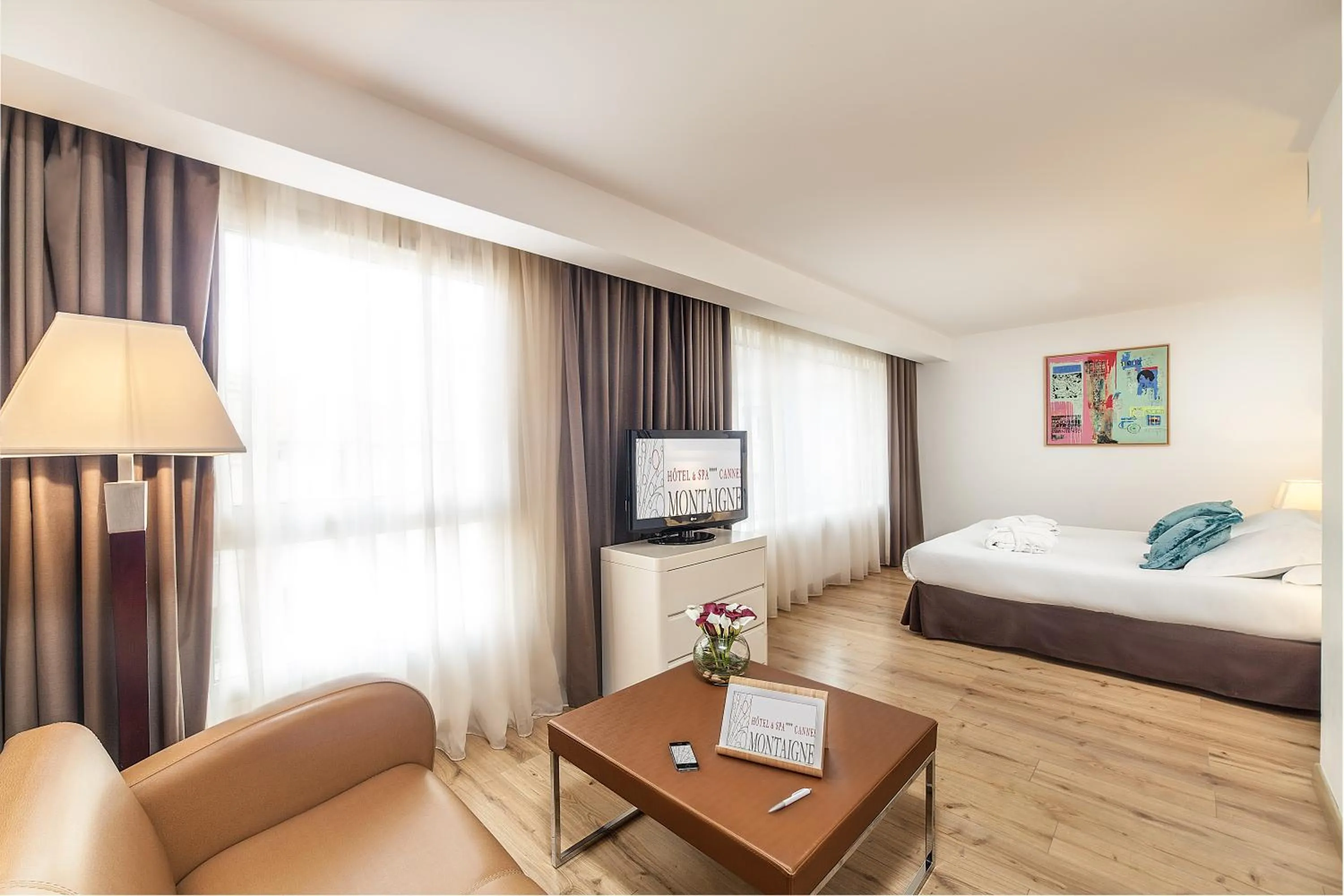 Junior Suite with Free Spa Access in Hôtel Montaigne & Spa - Cannes Centre