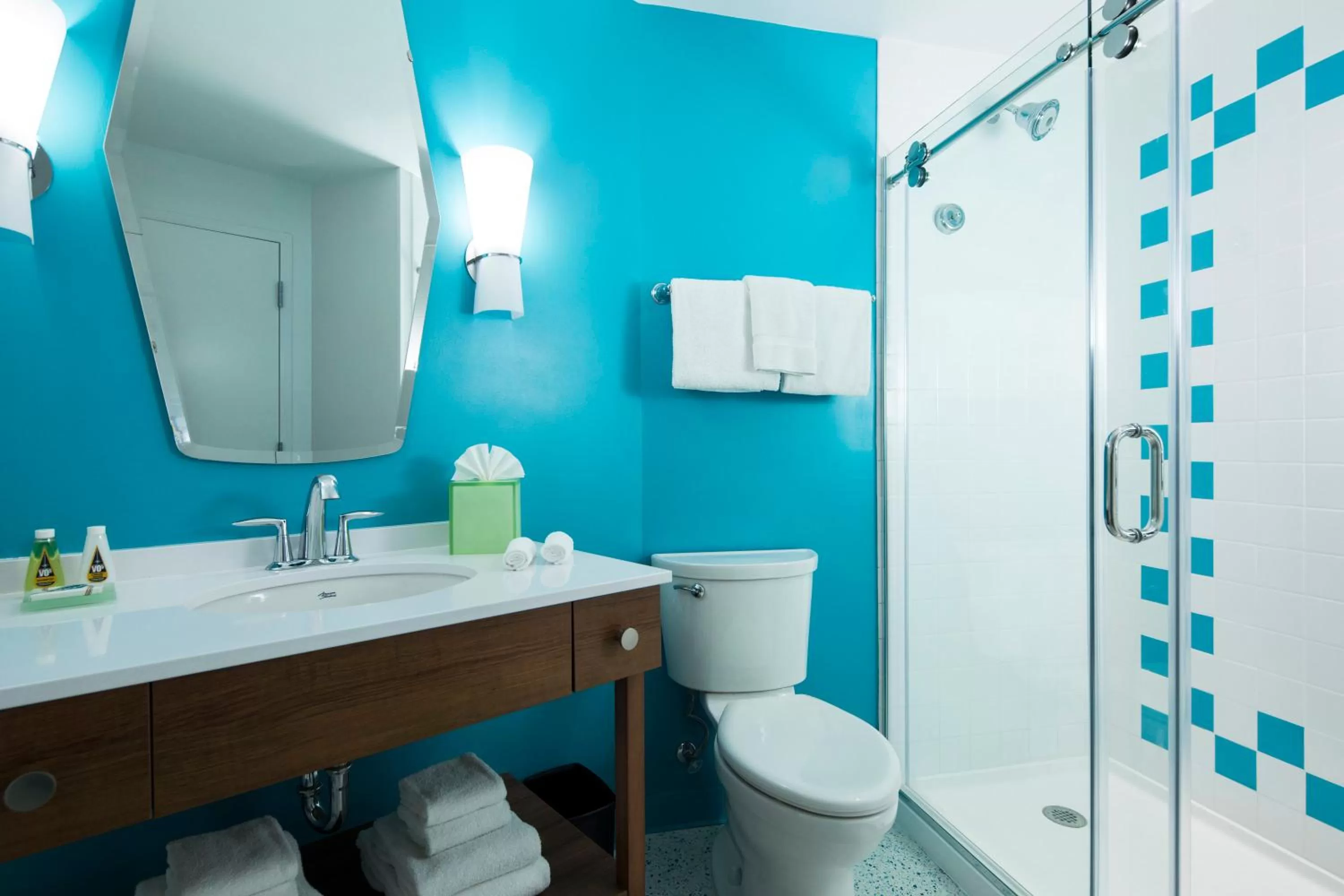 Standard Room (Includes Early Park Admission) in Universal's Cabana Bay Beach Resort