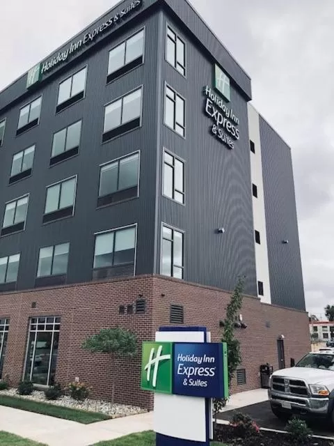 Holiday Inn Express & Suites - Little Rock Downtown by IHG