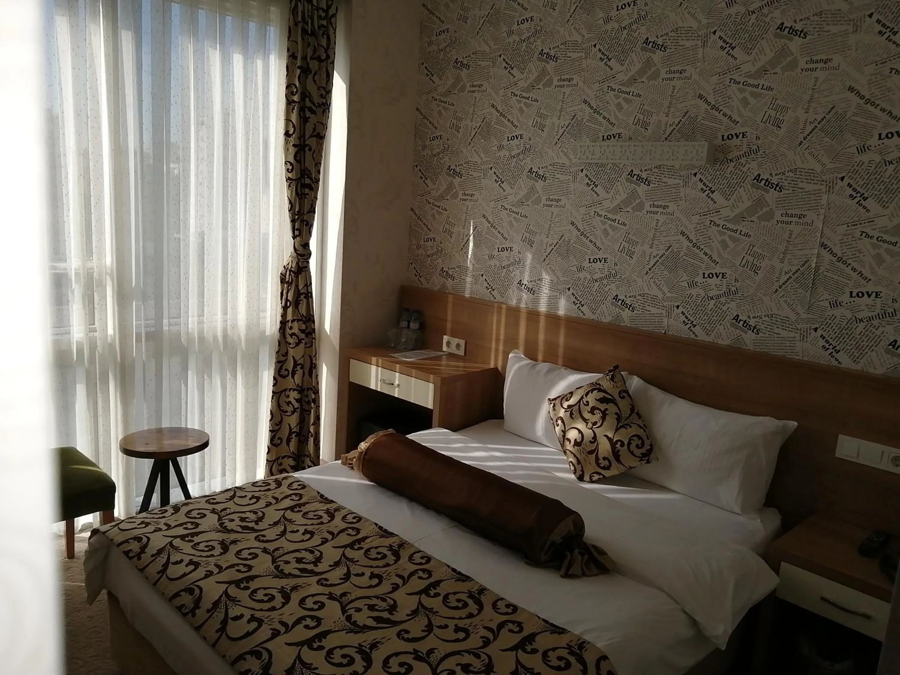 TV and multimedia, Bed in Nice Royal