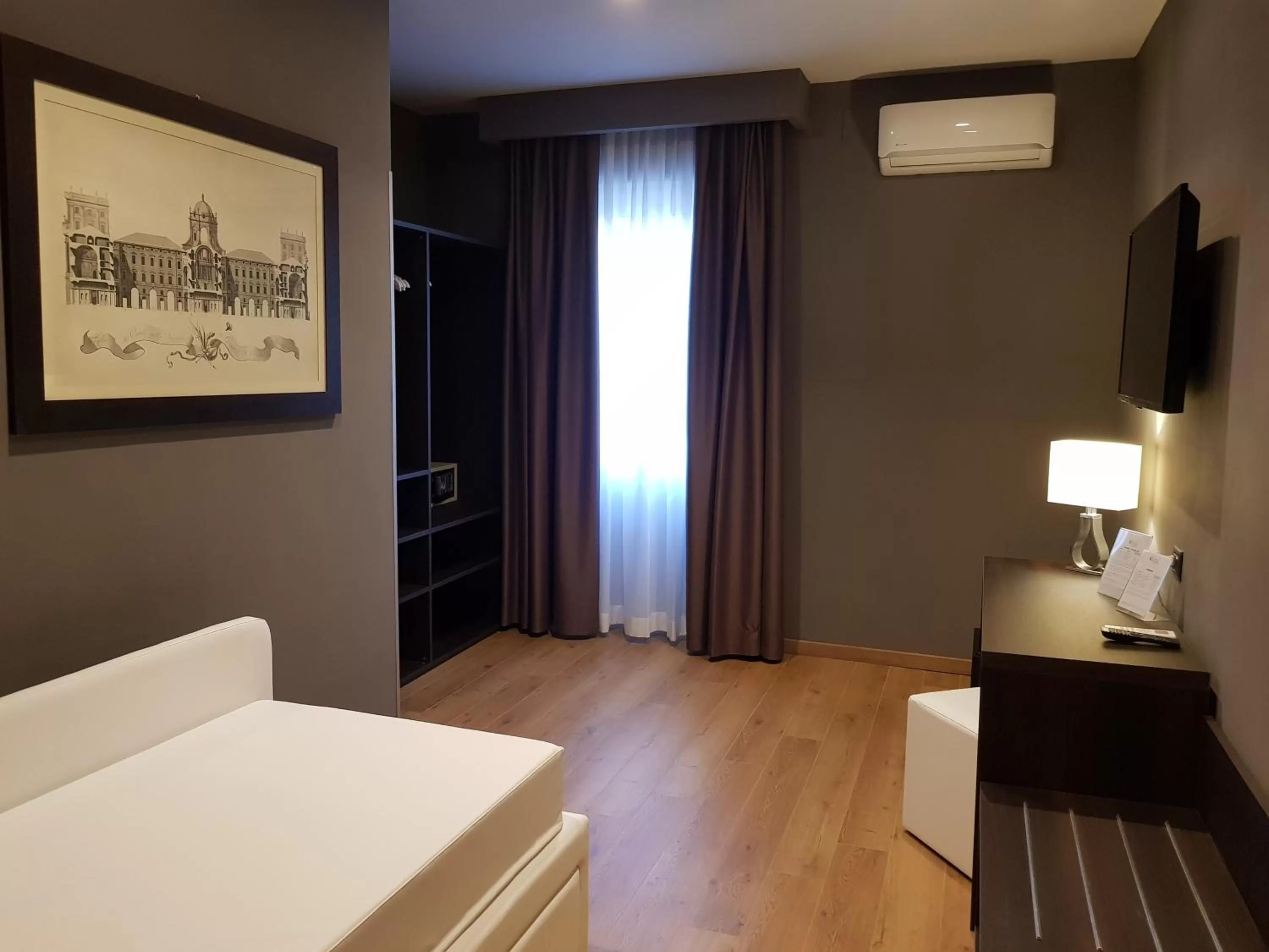Superior Double Room - single occupancy in Hotel Europa Art Caserta
