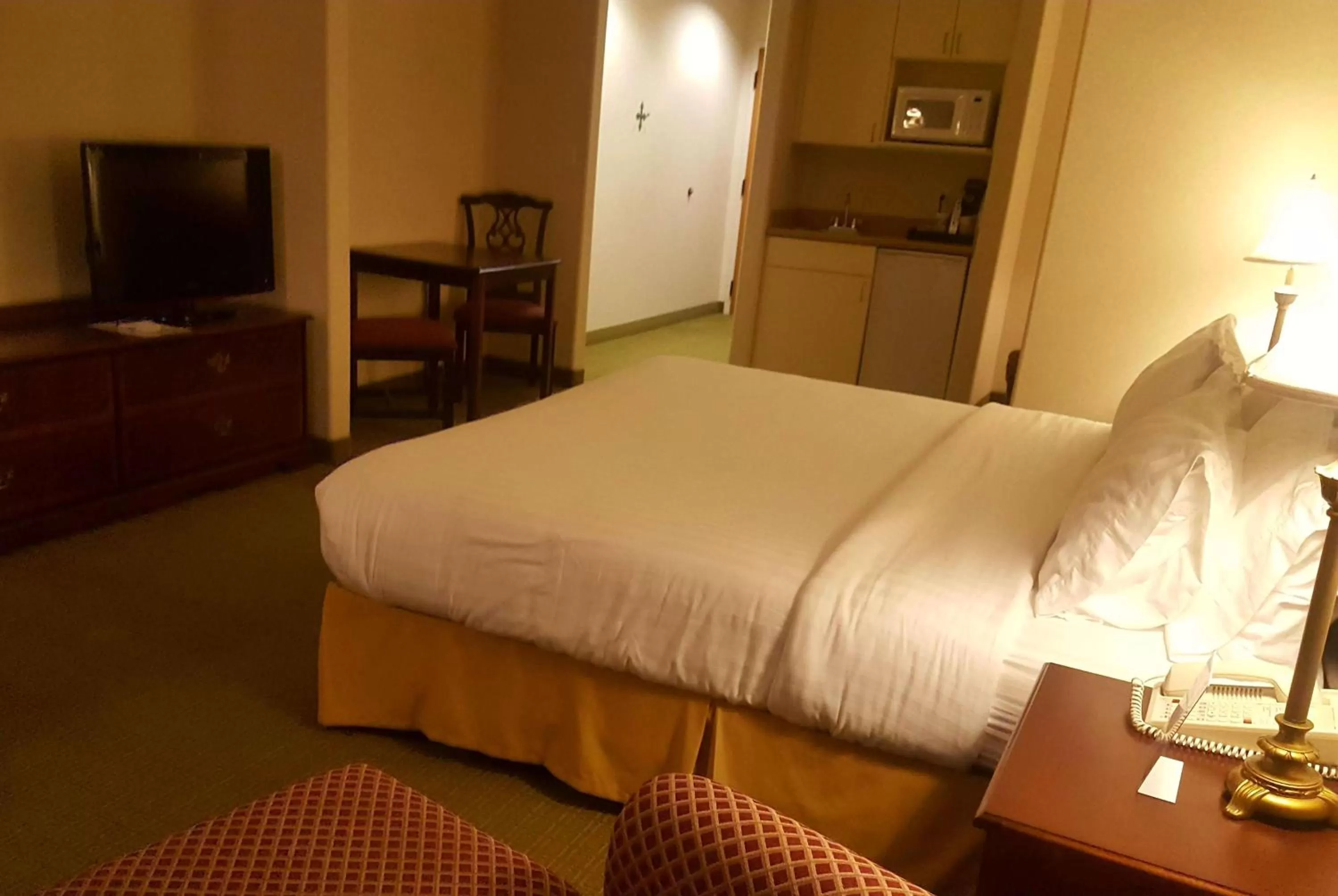 King Studio Suite - Non-Smoking in Baymont by Wyndham Belen NM