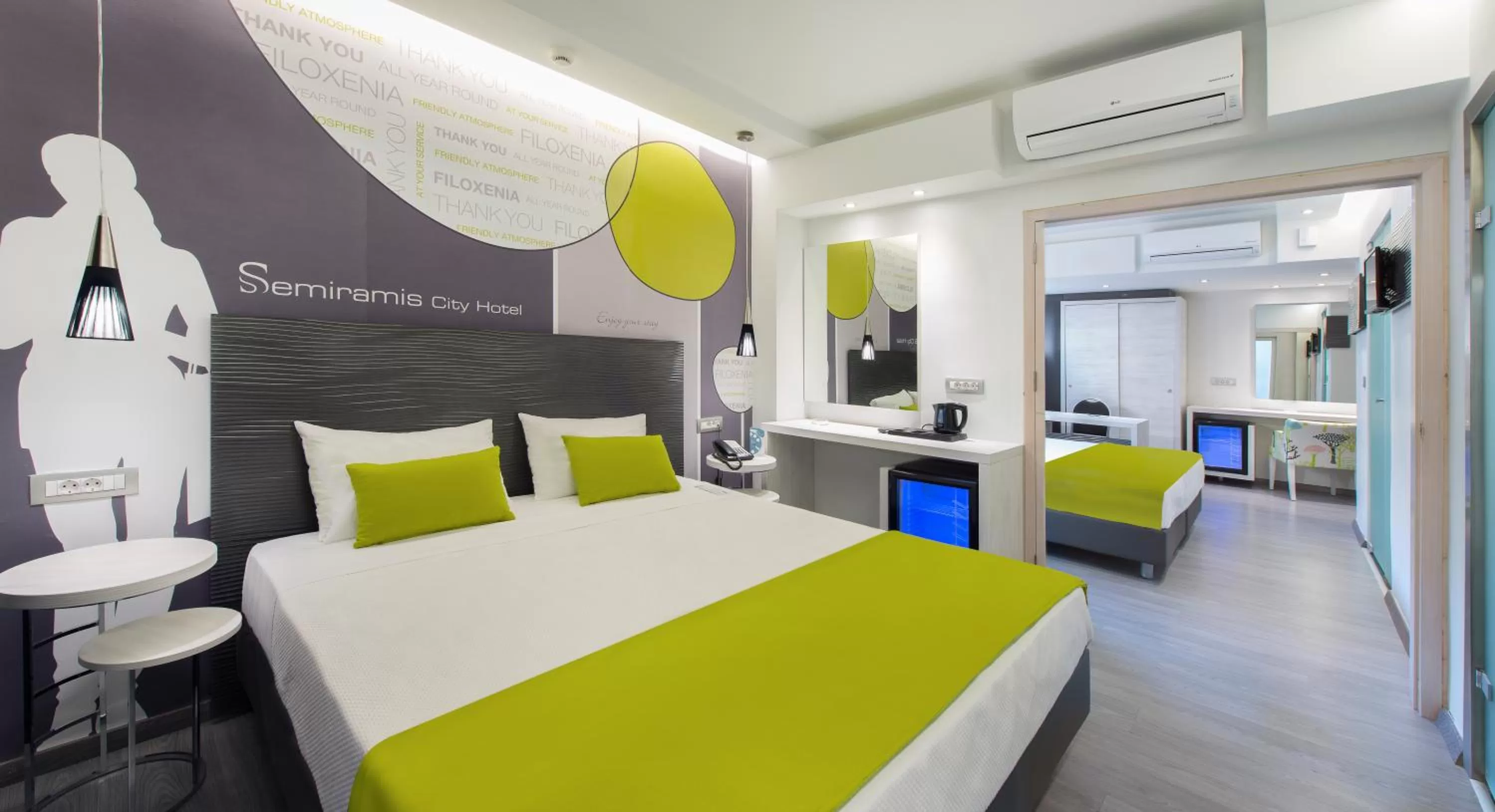 Deluxe Suite with Sea View in Semiramis City Hotel