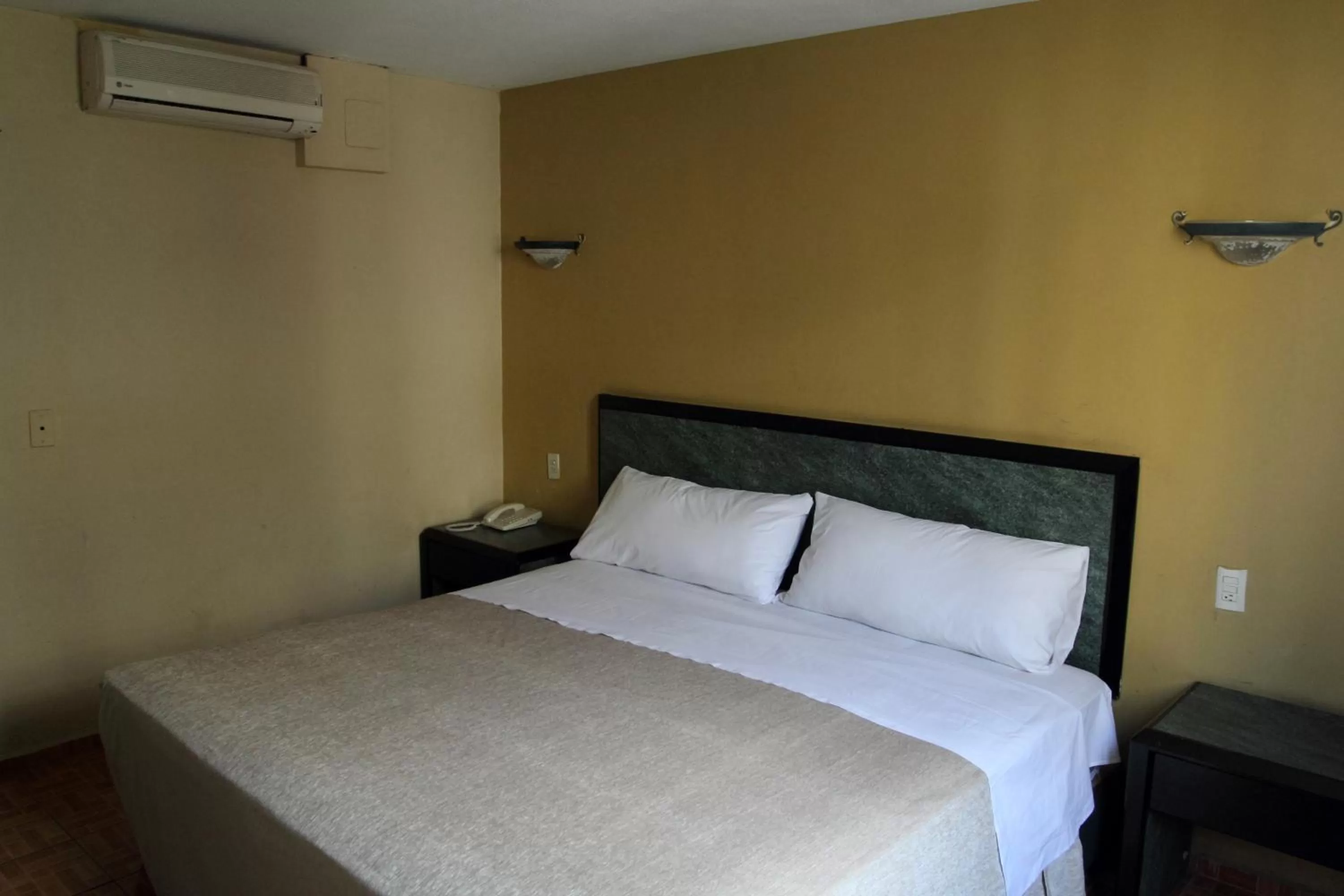 King Room in Hotel Universo