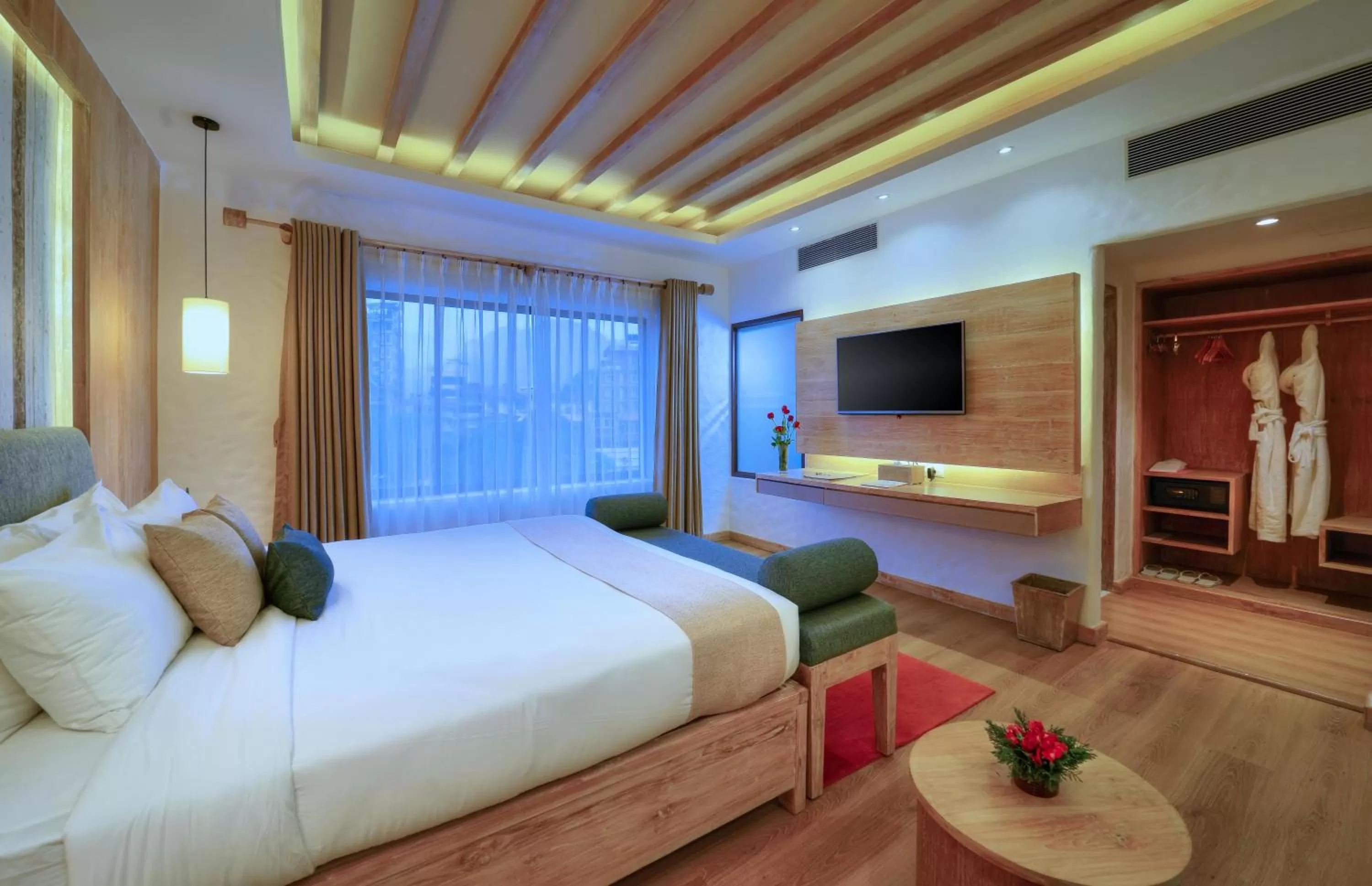 Suite - single occupancy in Hotel Barahi Pokhara